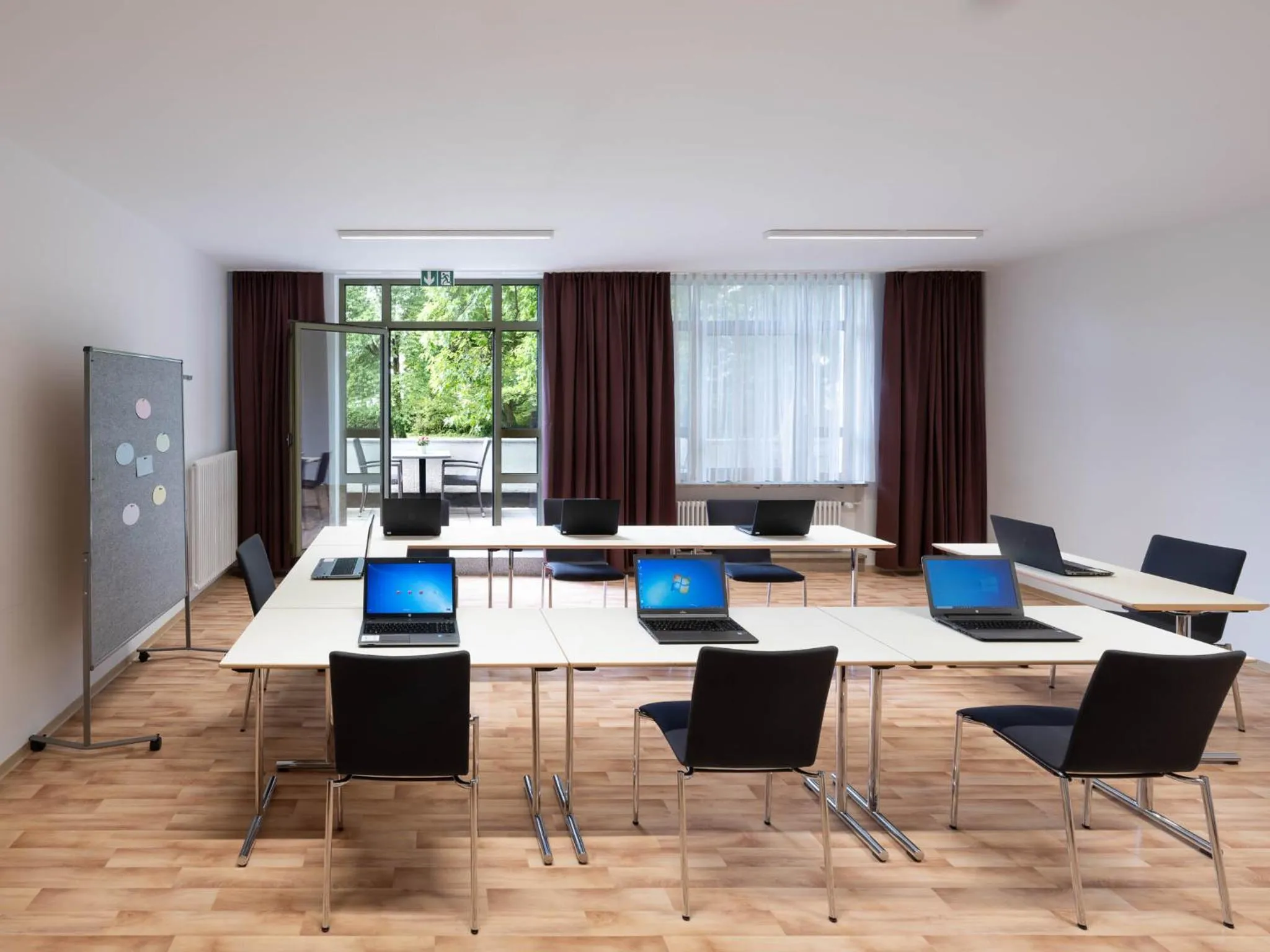 Business facilities in Christkönigshaus