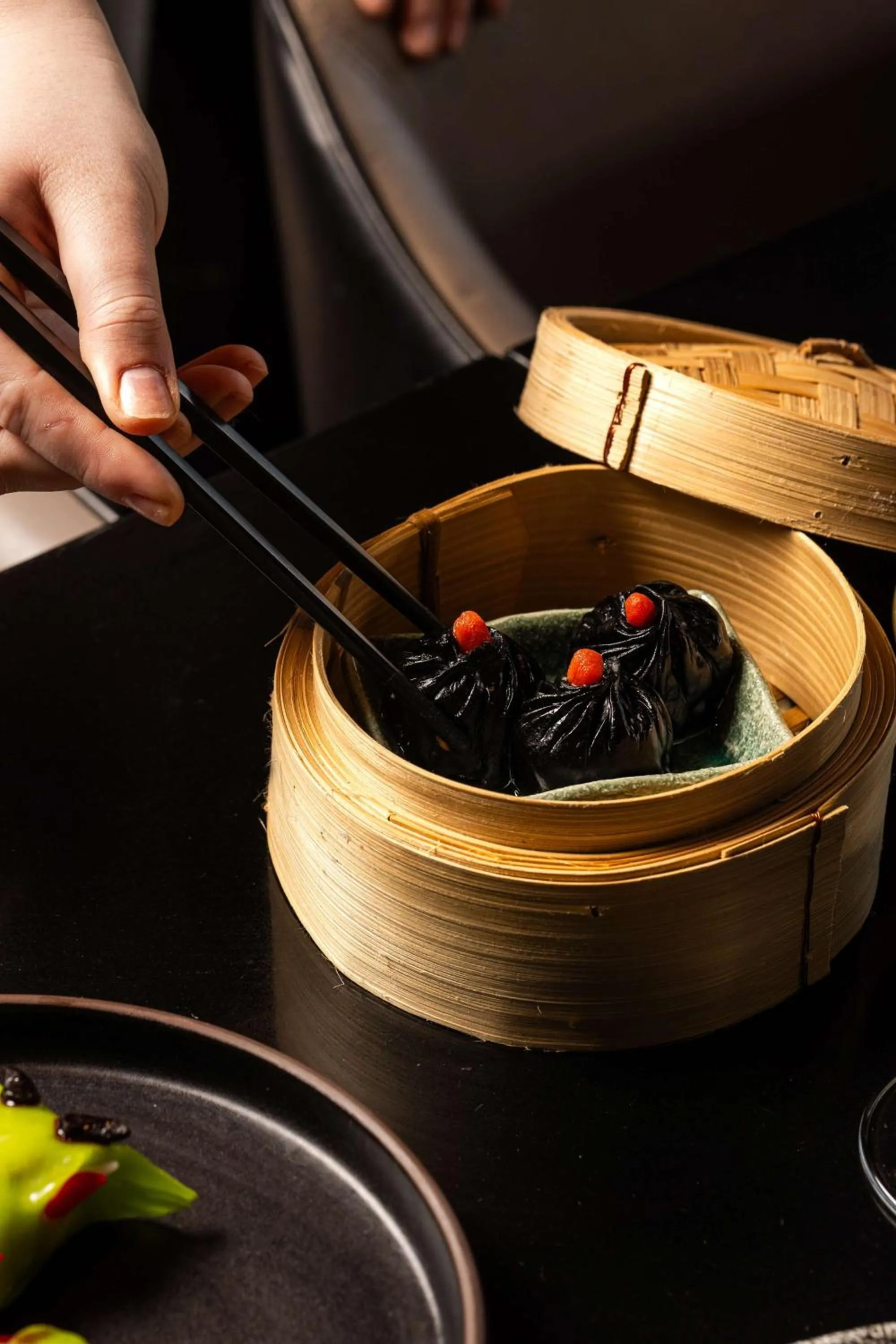 Restaurant/places to eat in Park Plaza London Riverbank