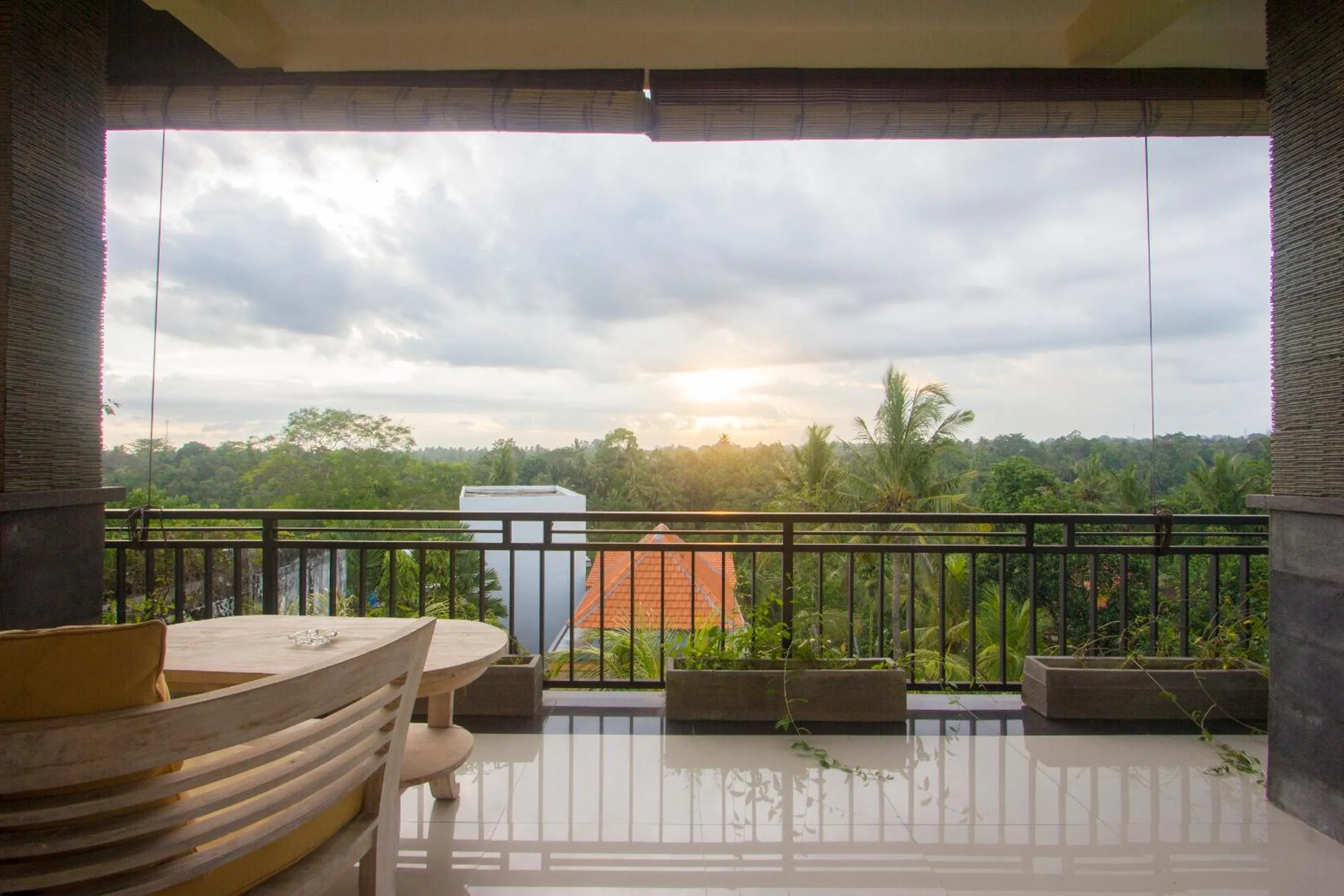 Balcony/Terrace in Adi Bisma Inn by Mahaputra-CHSE Certified