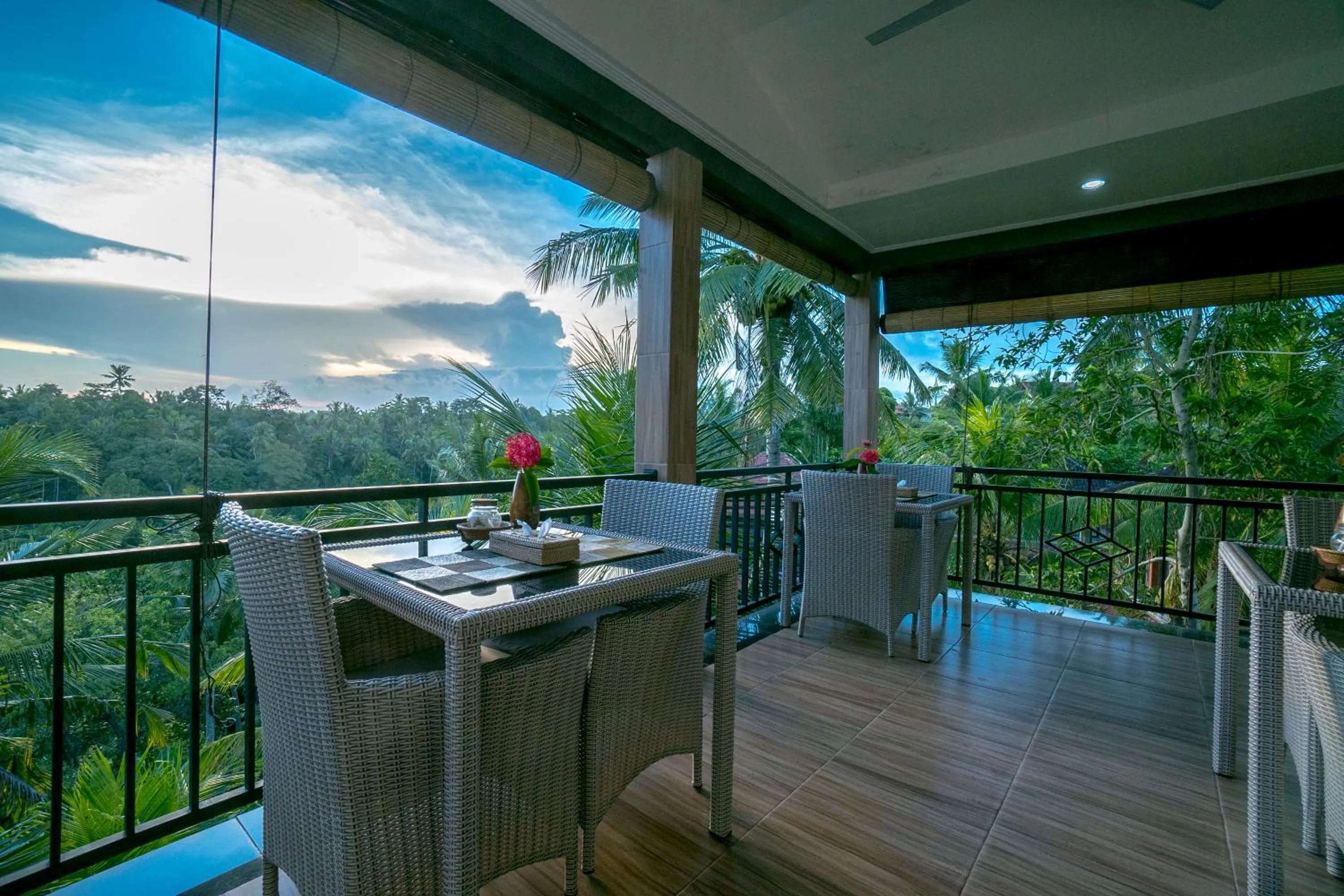 Restaurant/places to eat in Adi Bisma Inn by Mahaputra-CHSE Certified