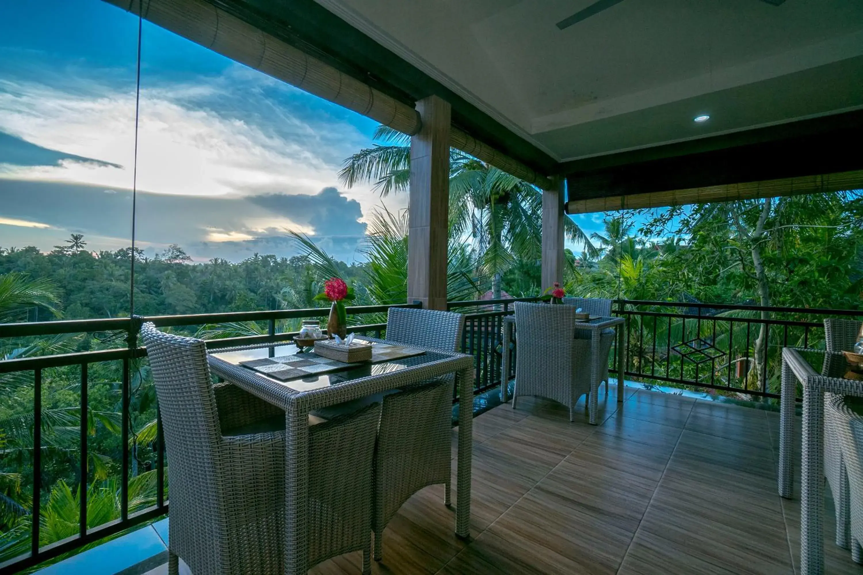 Restaurant/places to eat in Adi Bisma Inn by Mahaputra-CHSE Certified Restaurant/places to eat in Adi Bisma Inn by Mahaputra-CHSE Certified