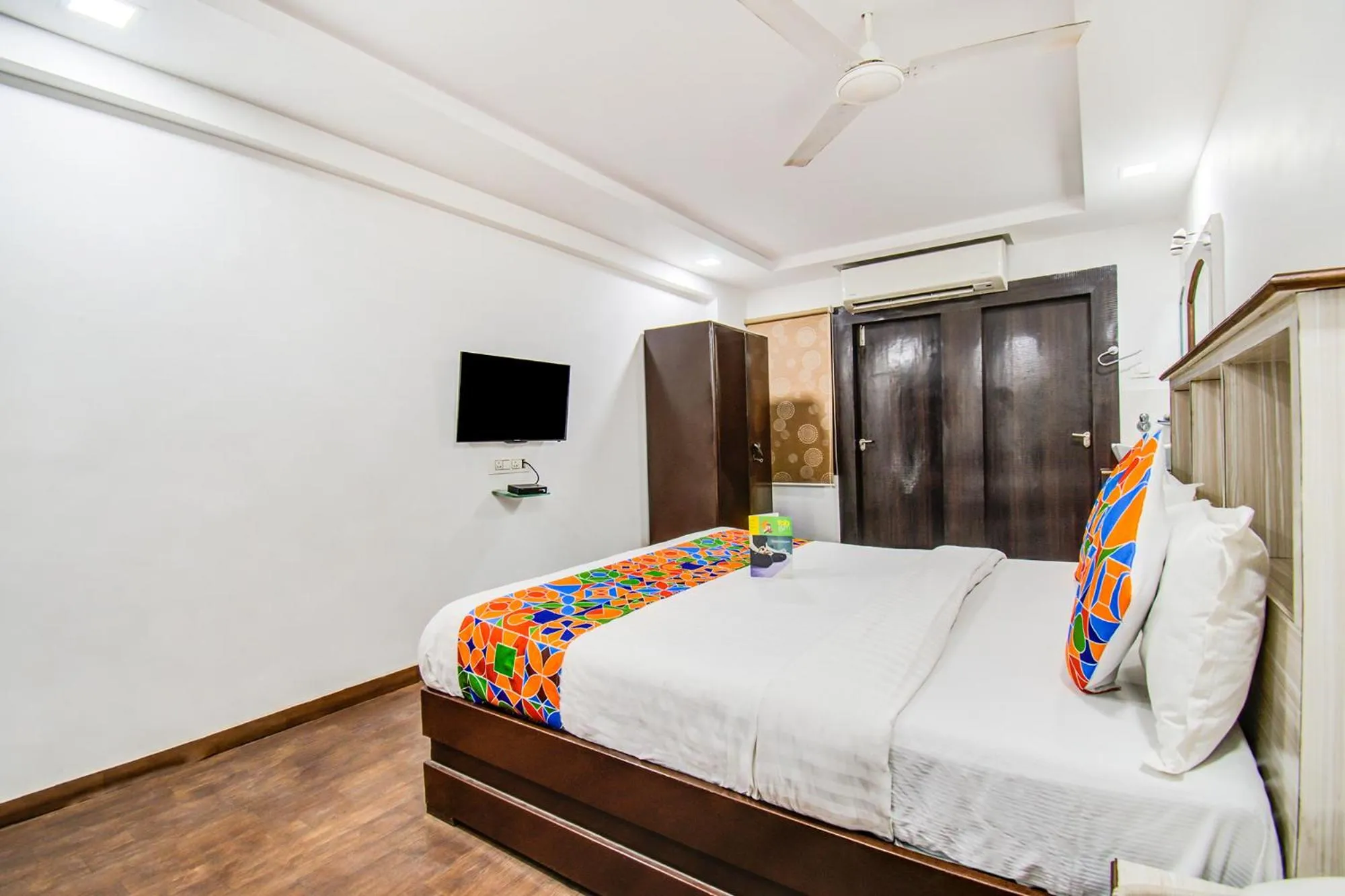 TV and multimedia, Bed in FabHotel Rajnandani Residency Bhawarkua