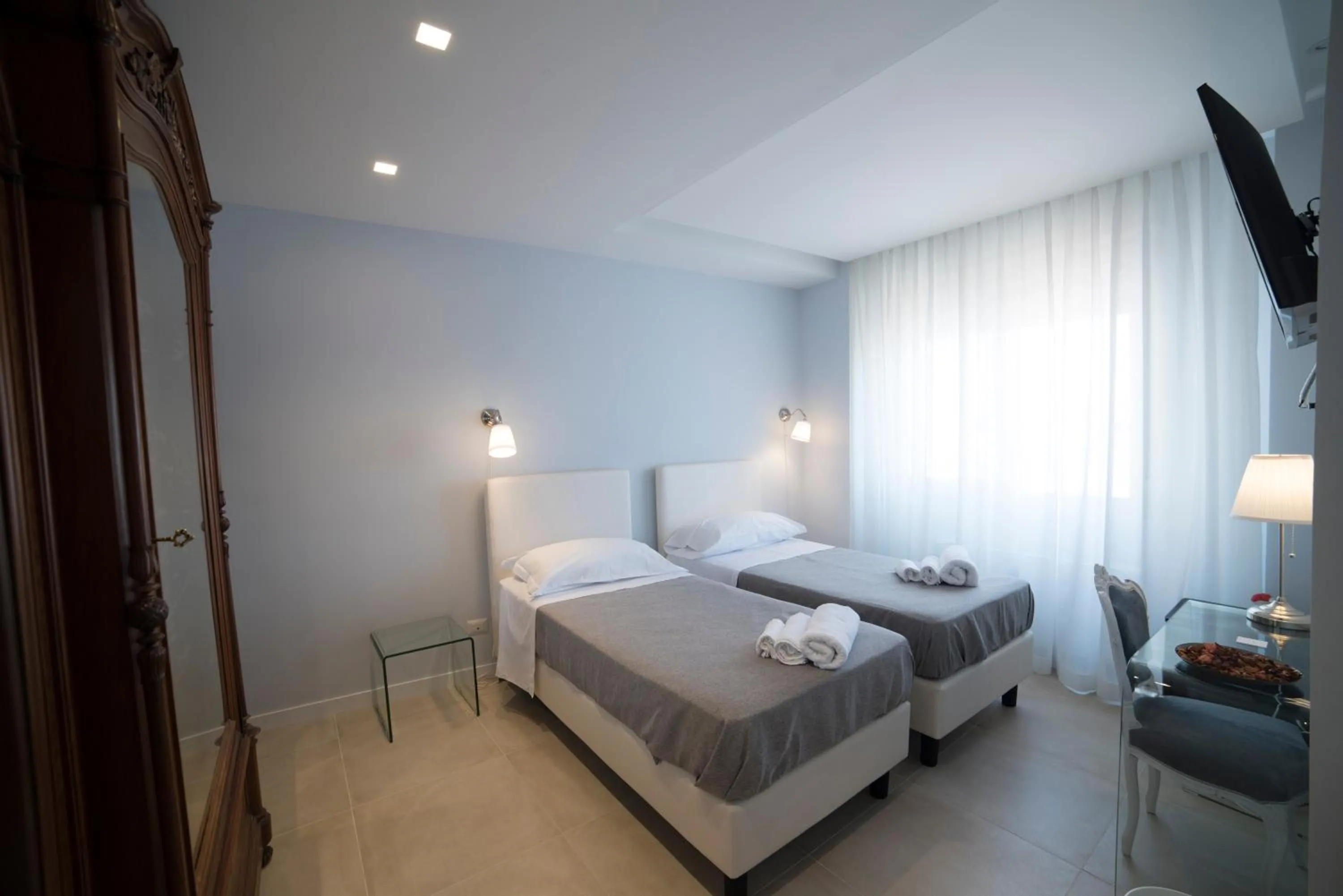 Photo of the whole room, Bed in B&B Attico 33