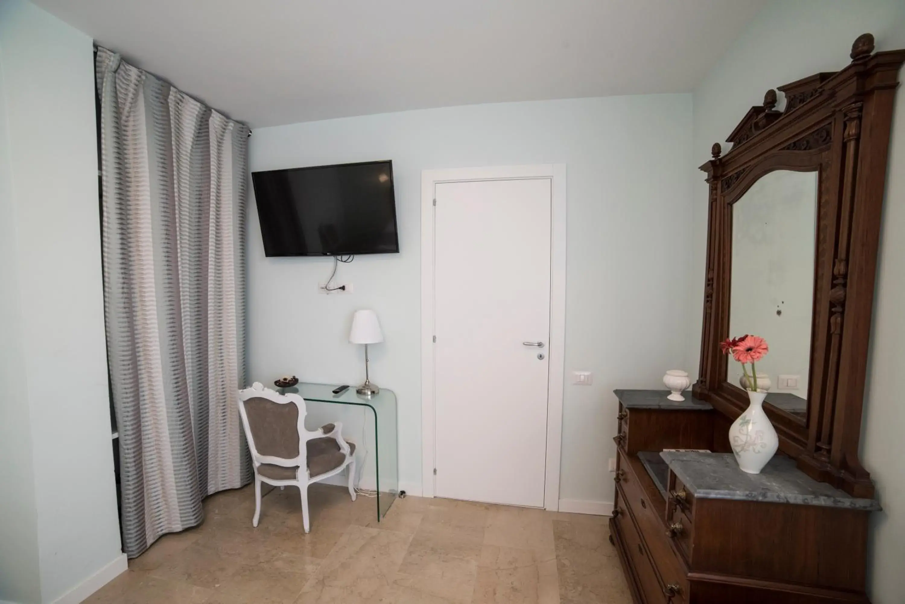 Superior Double or Twin Room with Private Bathroom - single occupancy in B&B Attico 33 Superior Double or Twin Room with Private Bathroom - single occupancy in B&B Attico 33