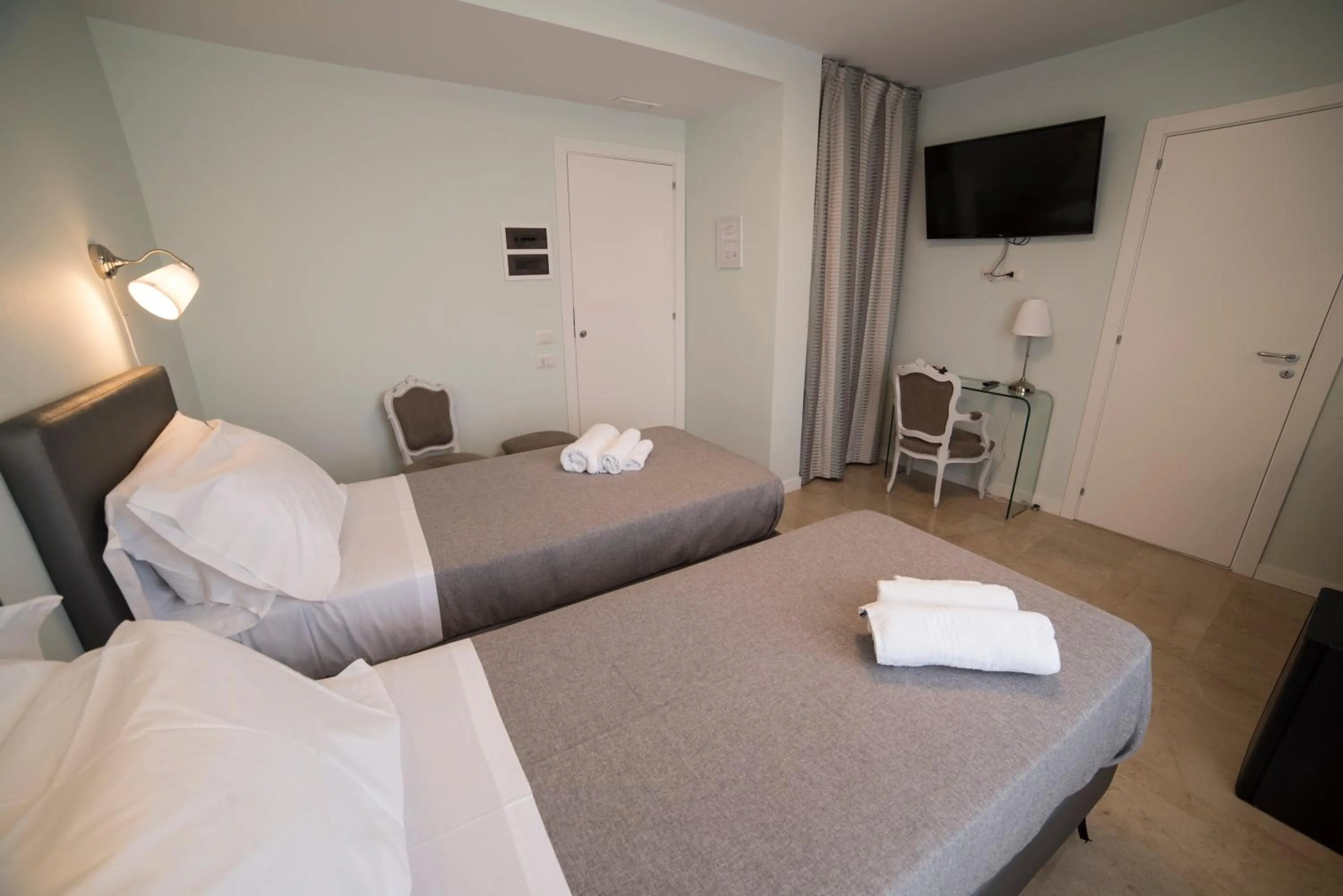 Photo of the whole room, Bed in B&B Attico 33