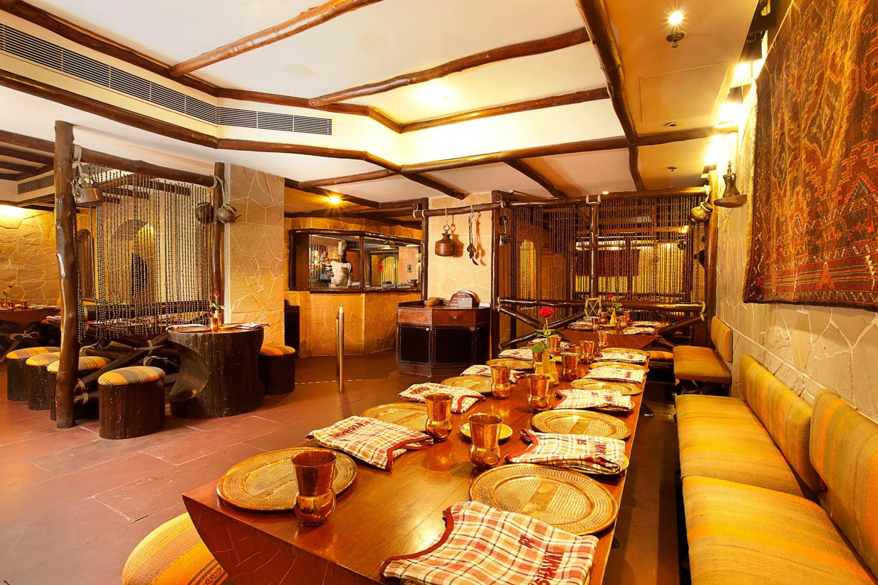 Restaurant/places to eat in Welcomhotel by ITC Hotels, Alkapuri, Vadodara