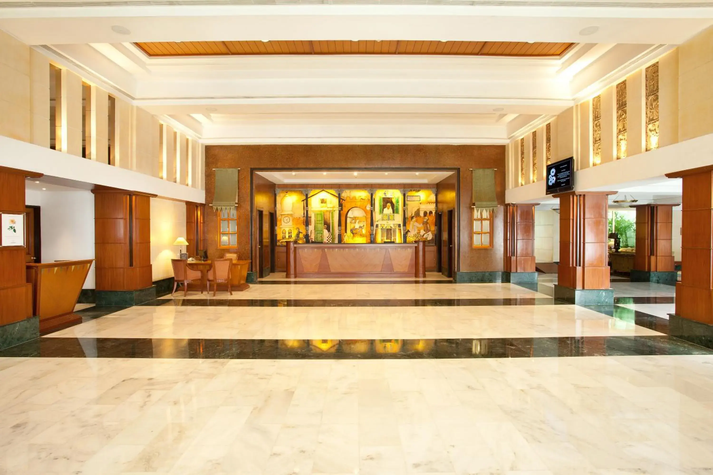 Lobby or reception in Welcomhotel by ITC Hotels, Alkapuri, Vadodara Lobby or reception in Welcomhotel by ITC Hotels, Alkapuri, Vadodara