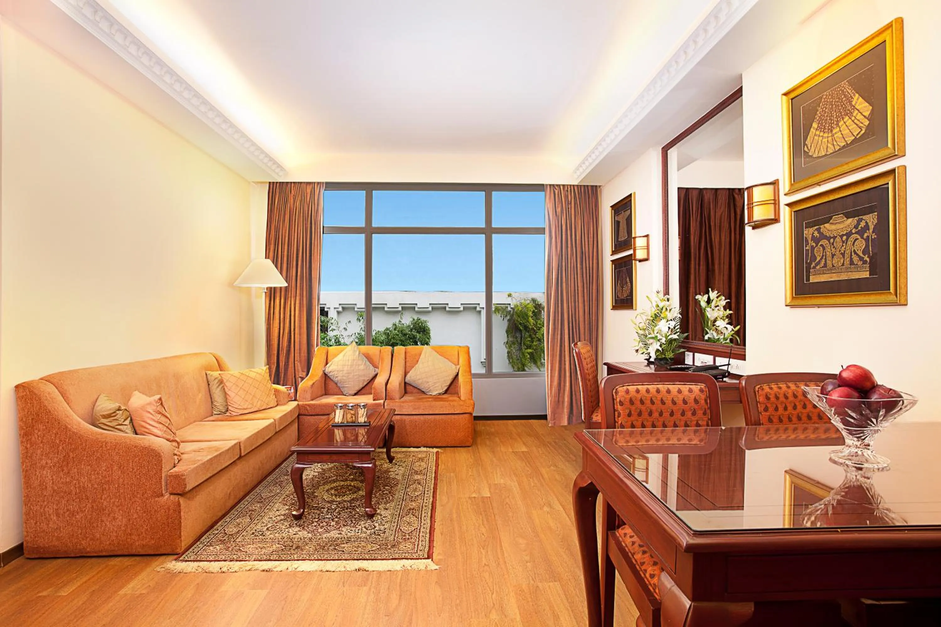 Living room in Welcomhotel by ITC Hotels, Alkapuri, Vadodara