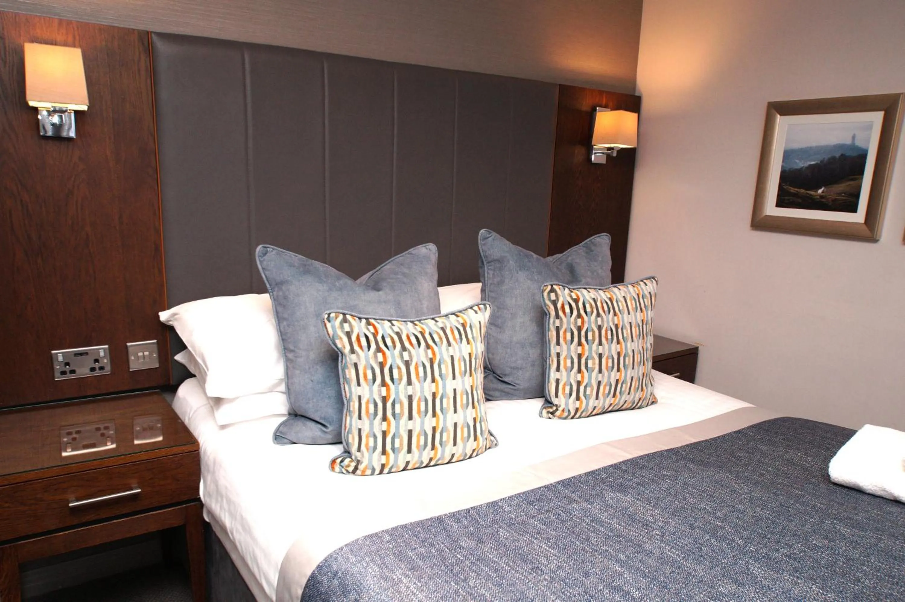 Bed in Golden Lion Hotel