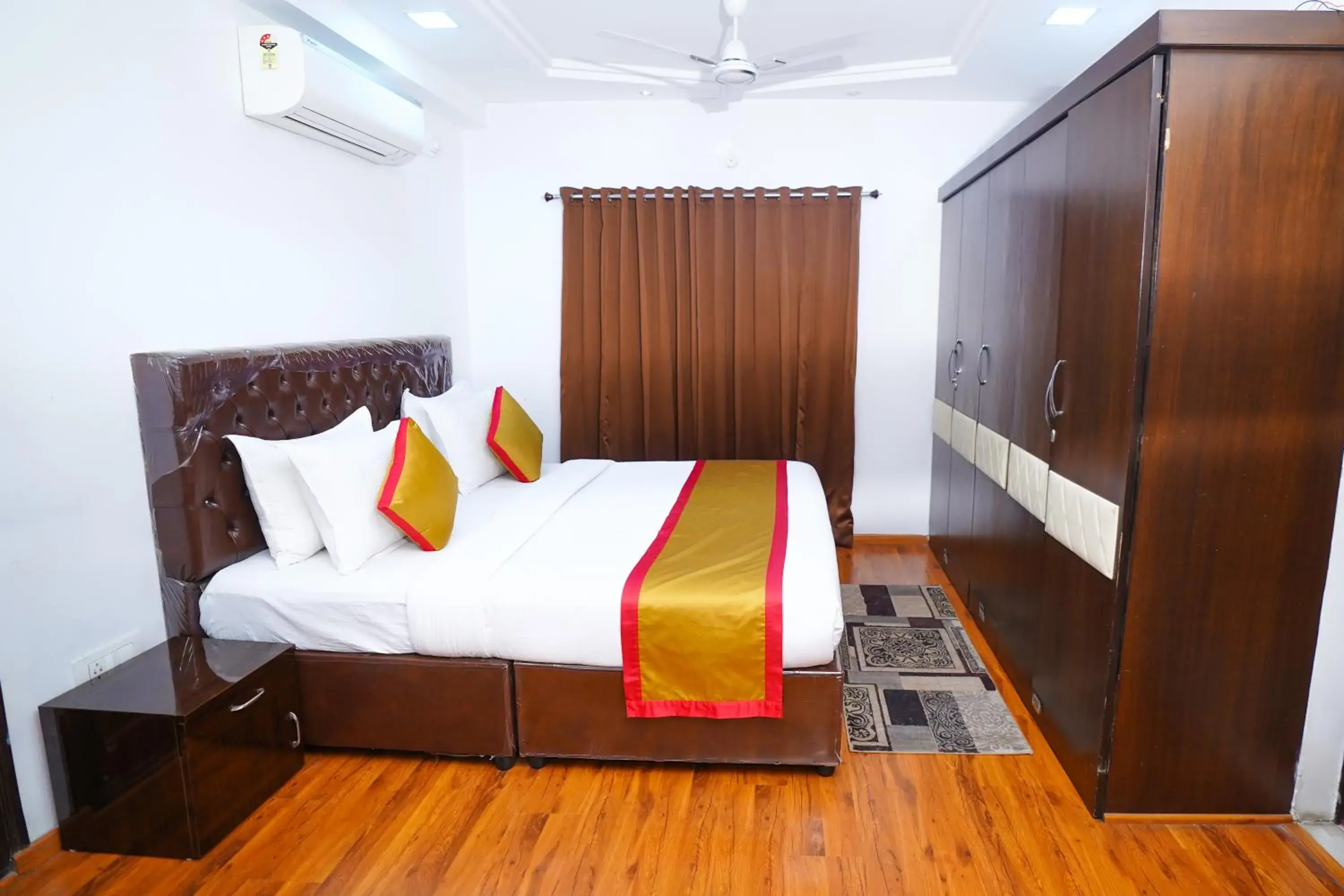 Hotel Brundavan Homes Hotel Brundavan Homes