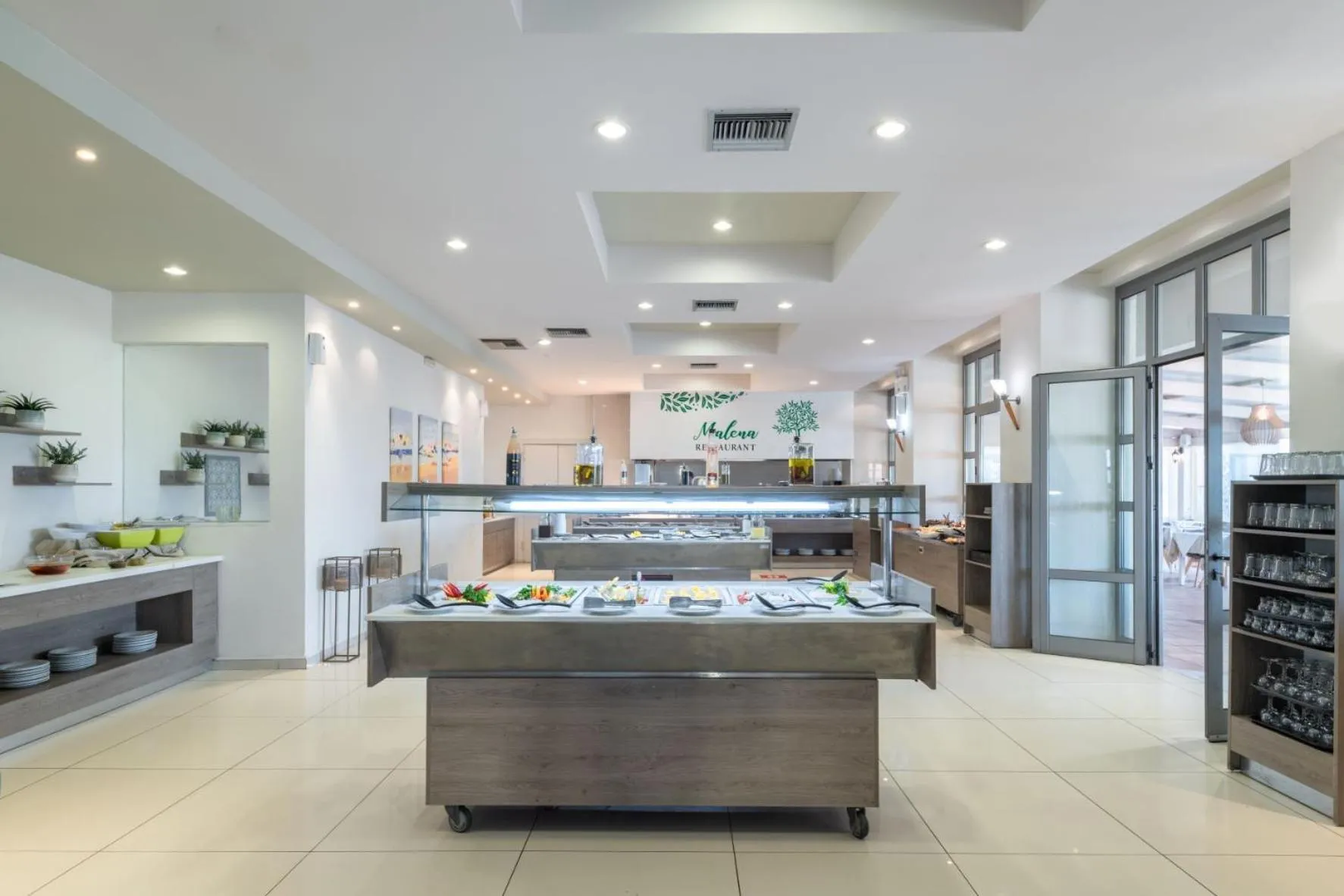 Restaurant/places to eat in Gouves Bay by Omilos Hotels