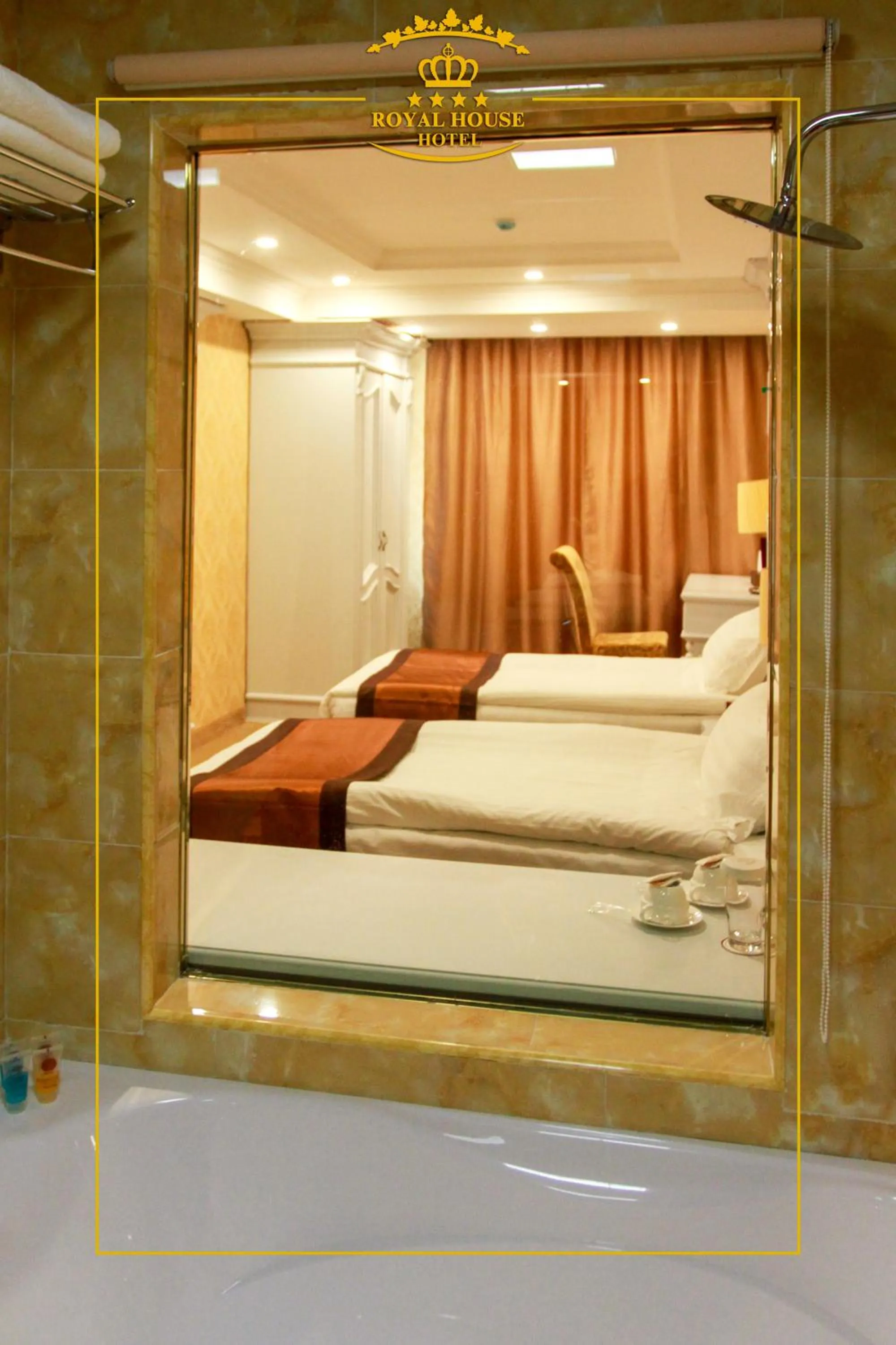 Bed in Royal House Hotel 2