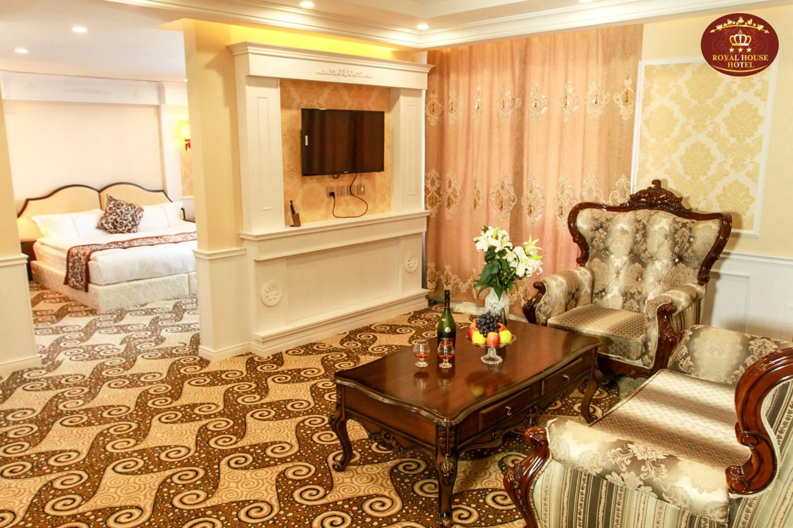 Living room in Royal House Hotel 2