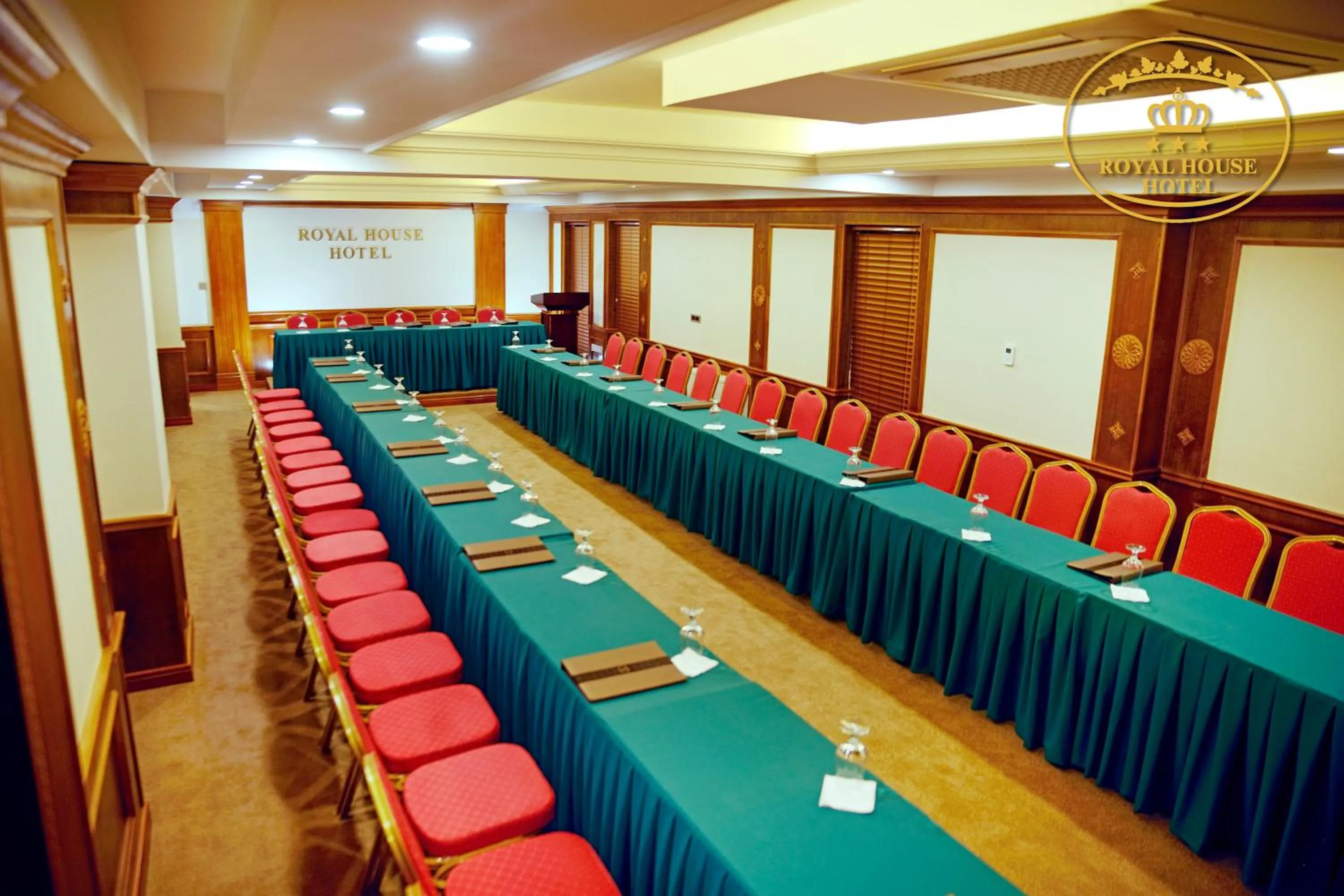 Business facilities in Royal House Hotel 2