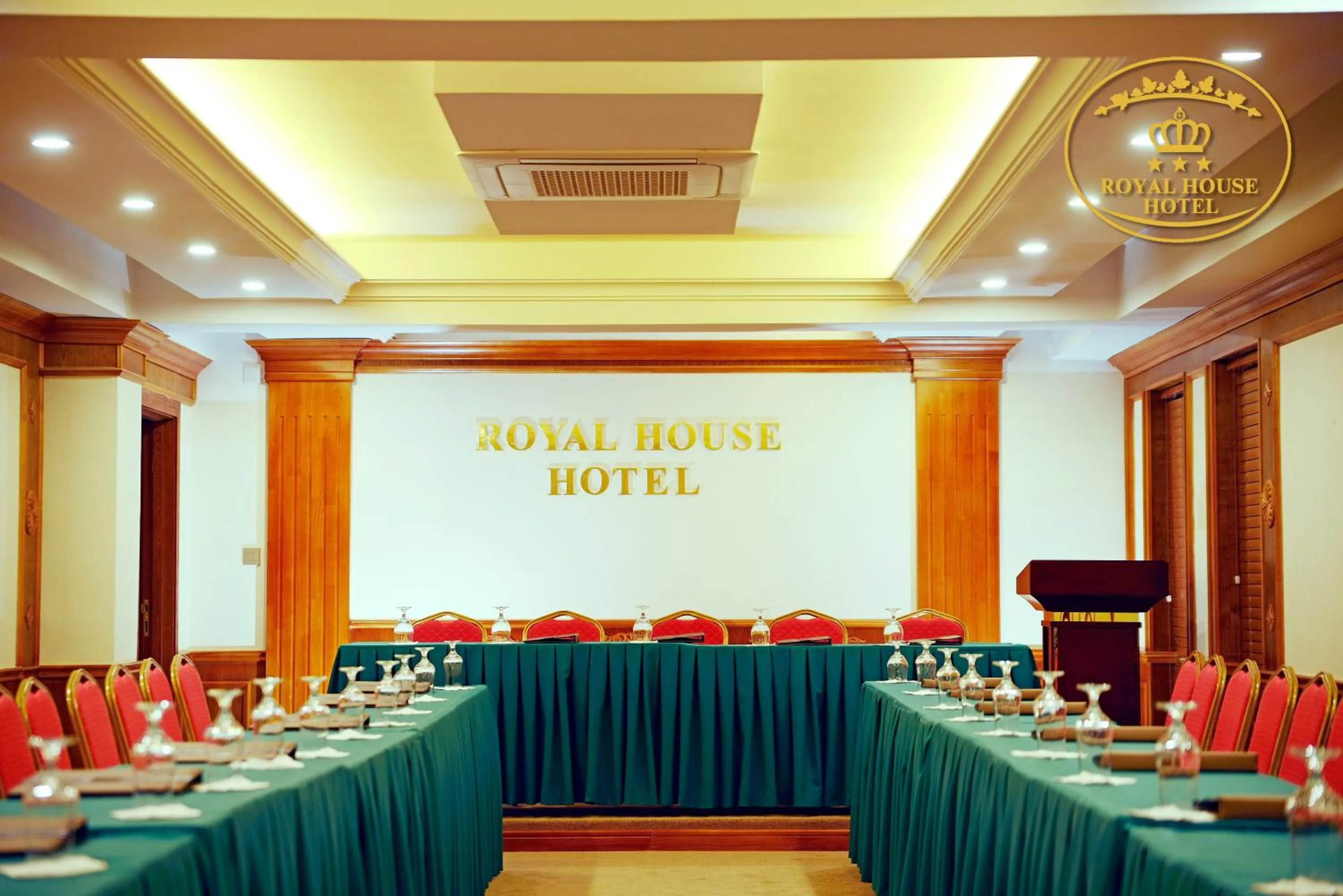 Business facilities in Royal House Hotel 2