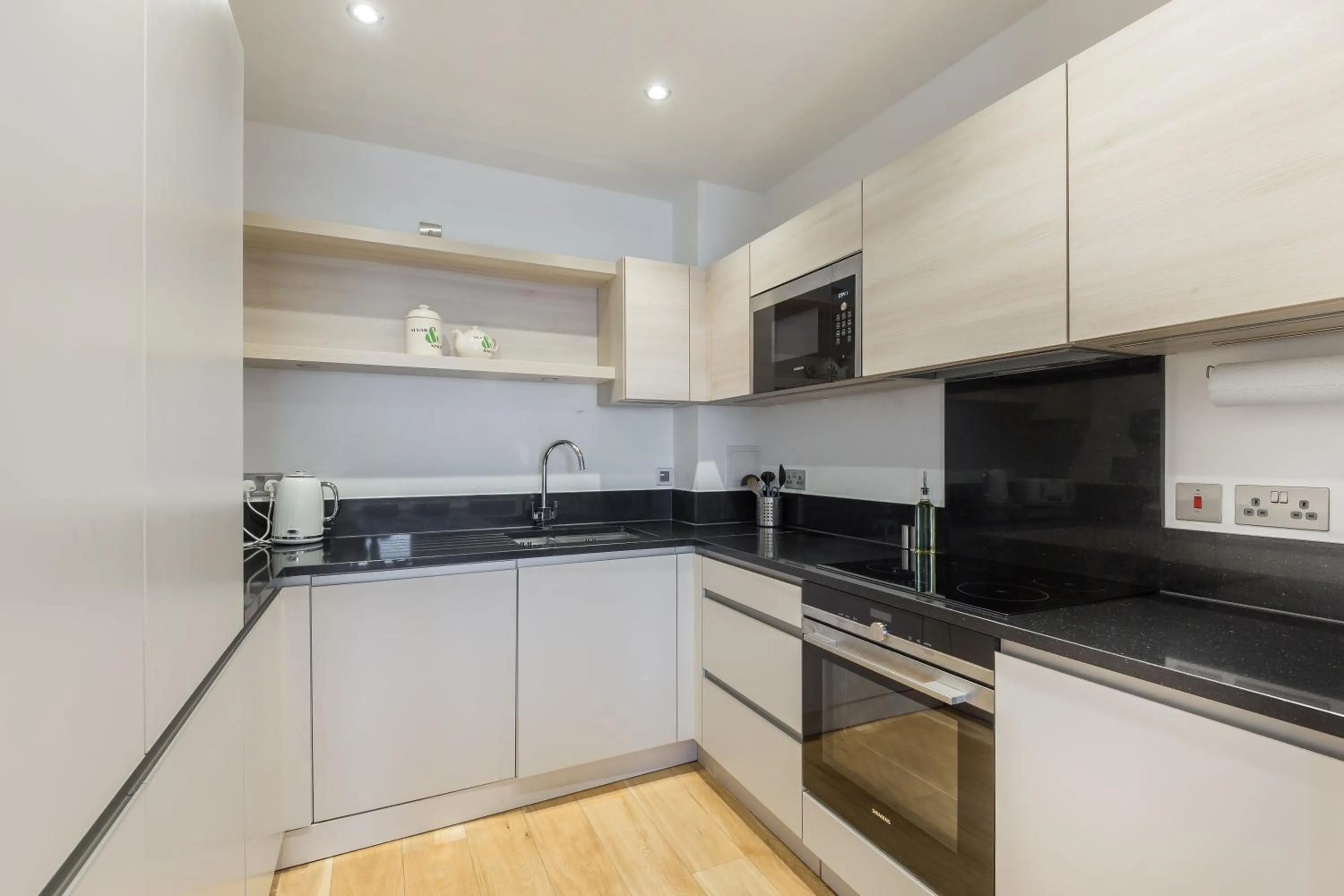 Kitchen or kitchenette, Kitchen/Kitchenette in Urban Chic - Portobello