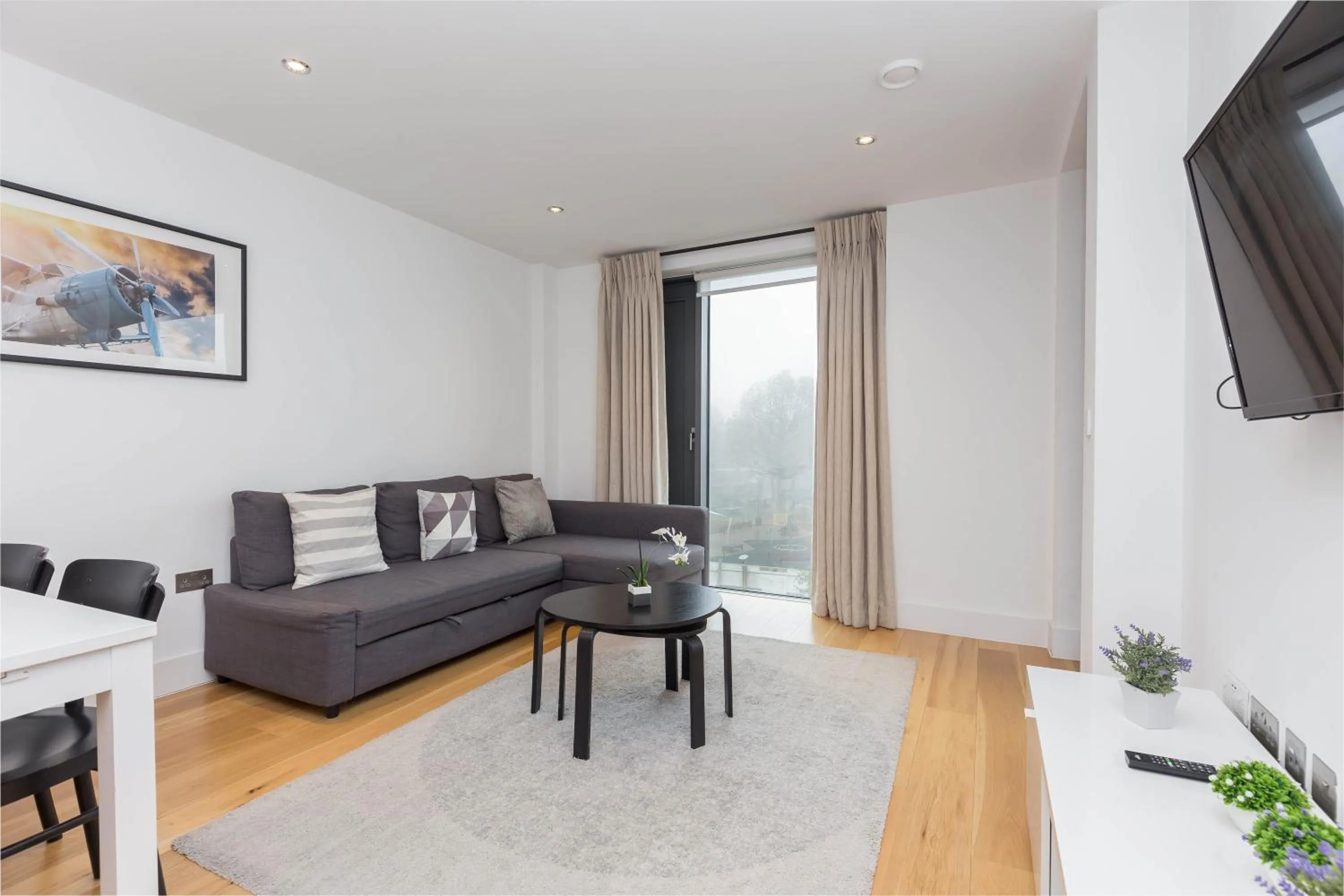 TV and multimedia, Seating Area in Urban Chic - Portobello