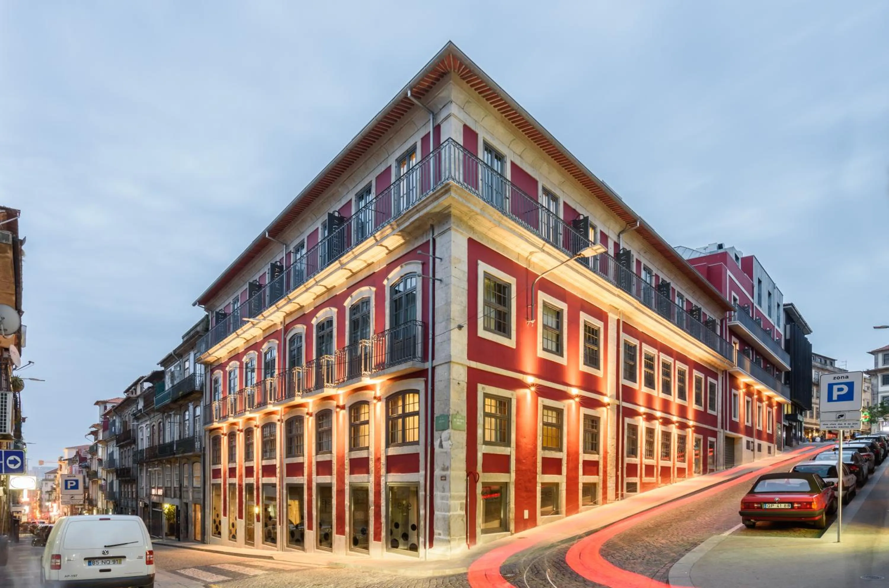 Facade/entrance in Exe Almada Porto