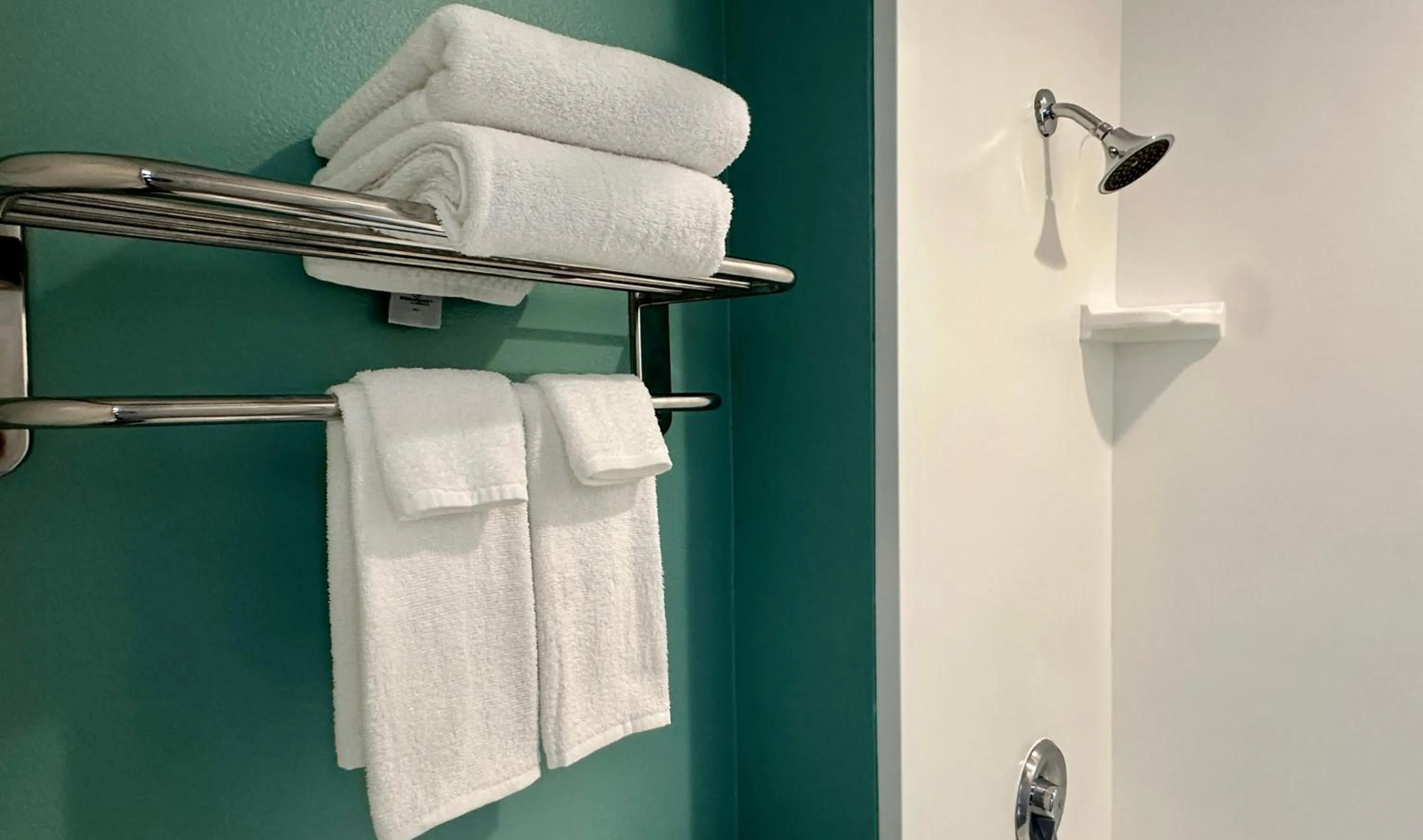 towels in MainStay Suites Las Vegas Flamingo