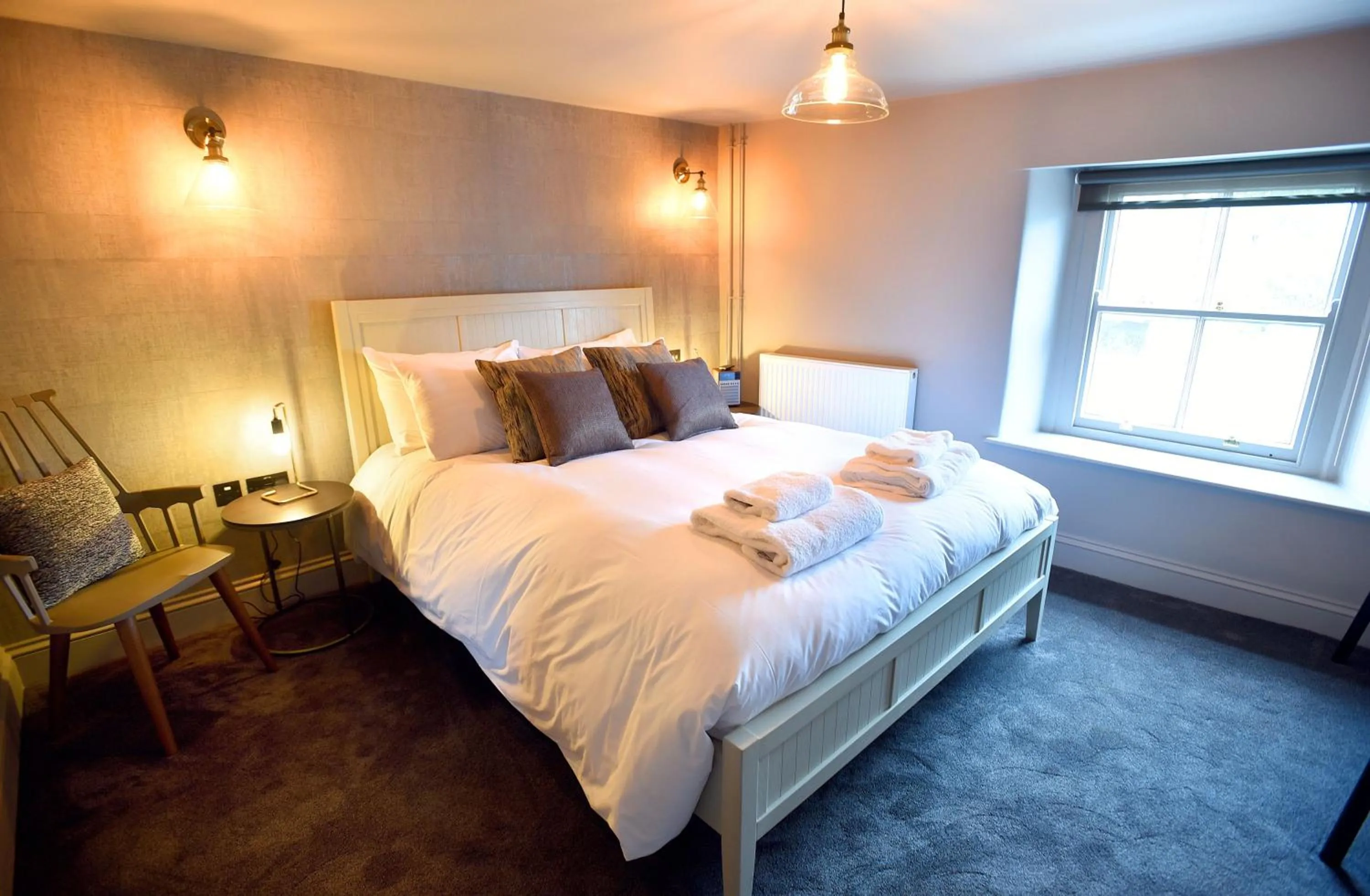 Bed in The Chequers Inn, Thornham