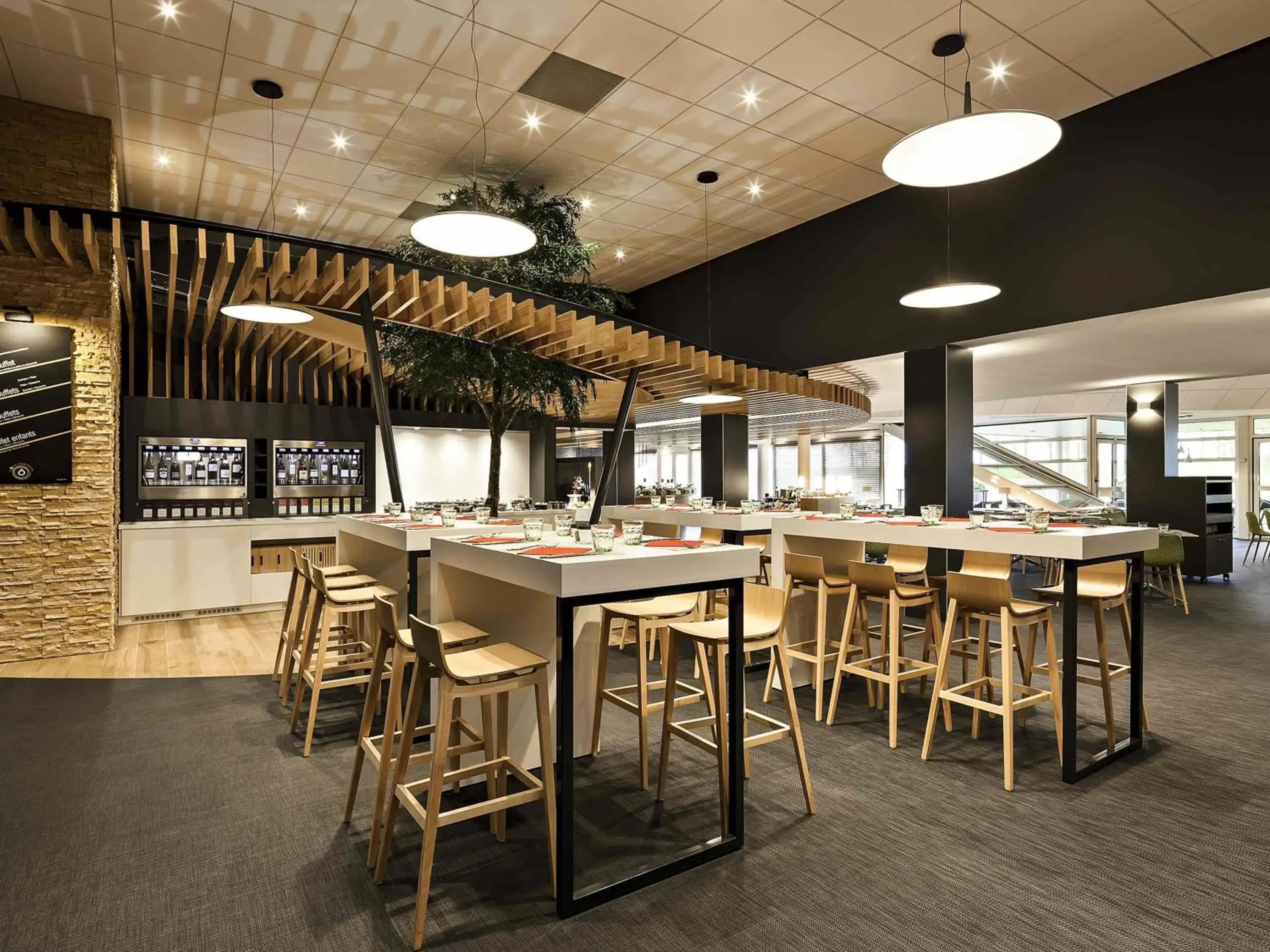 Restaurant/places to eat in ibis Site du Futuroscope Restaurant/places to eat in ibis Site du Futuroscope