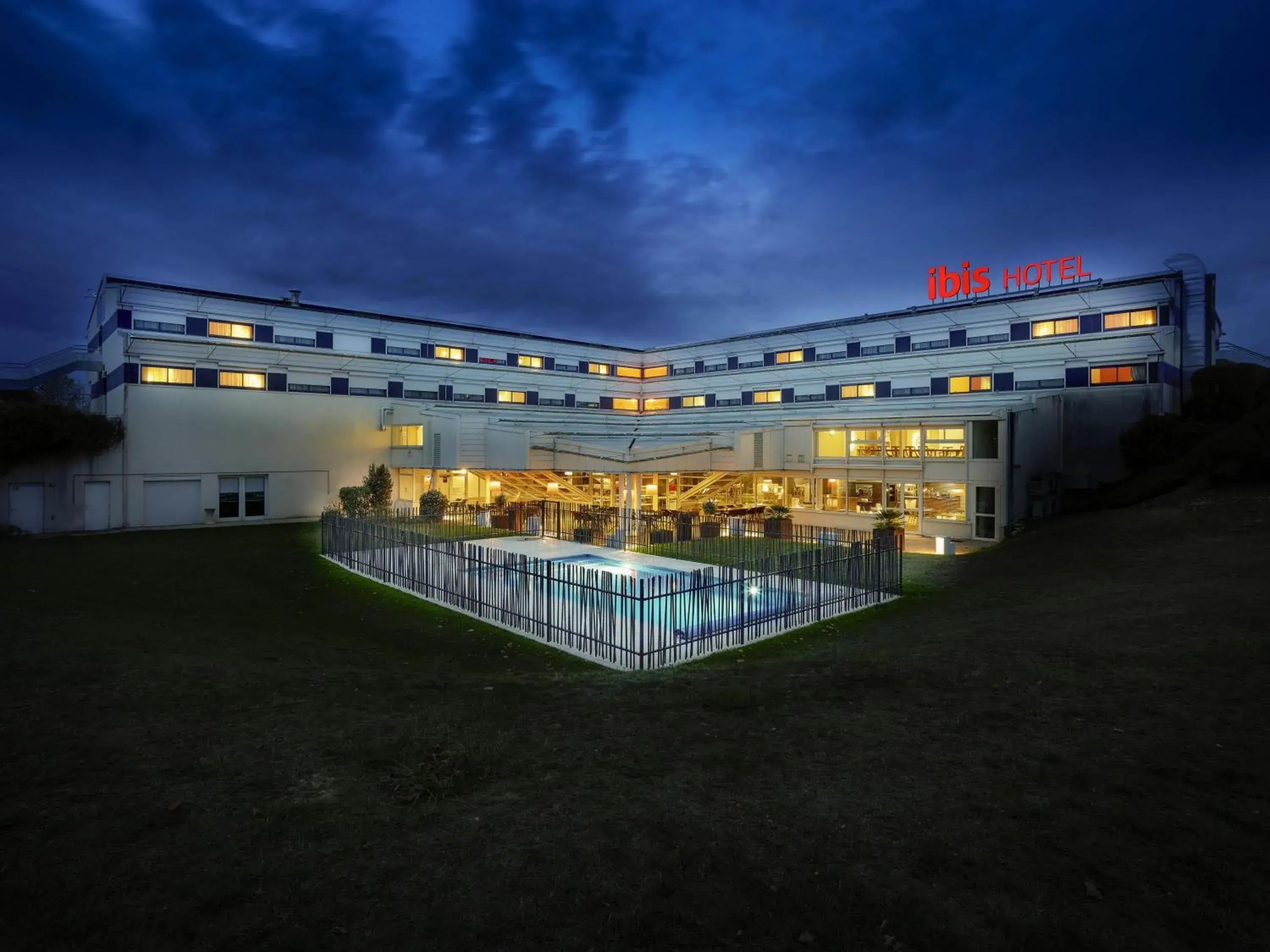 Property building in ibis Site du Futuroscope Property building in ibis Site du Futuroscope