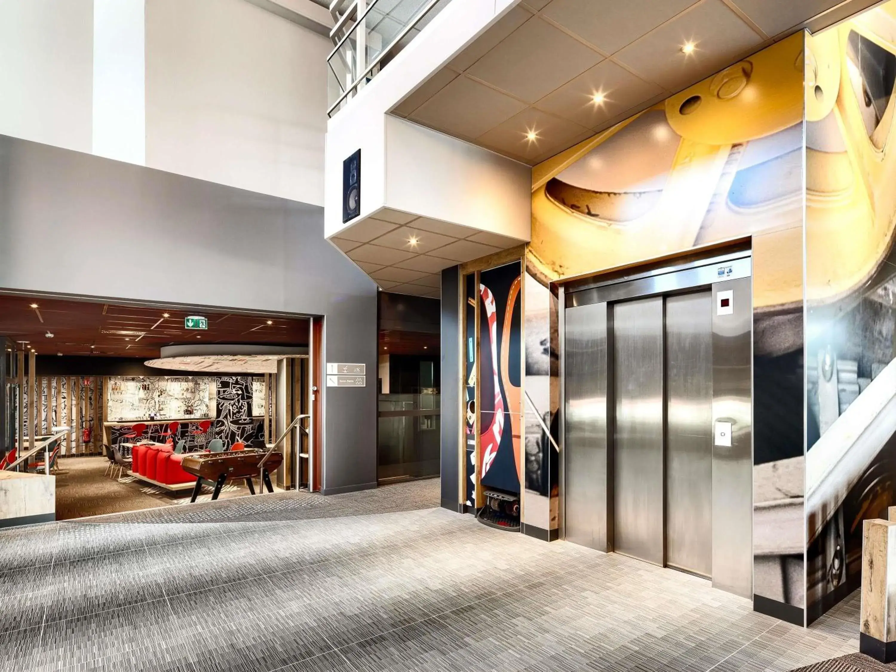 Property building in ibis Poitiers Site du Futuroscope Property building in ibis Poitiers Site du Futuroscope