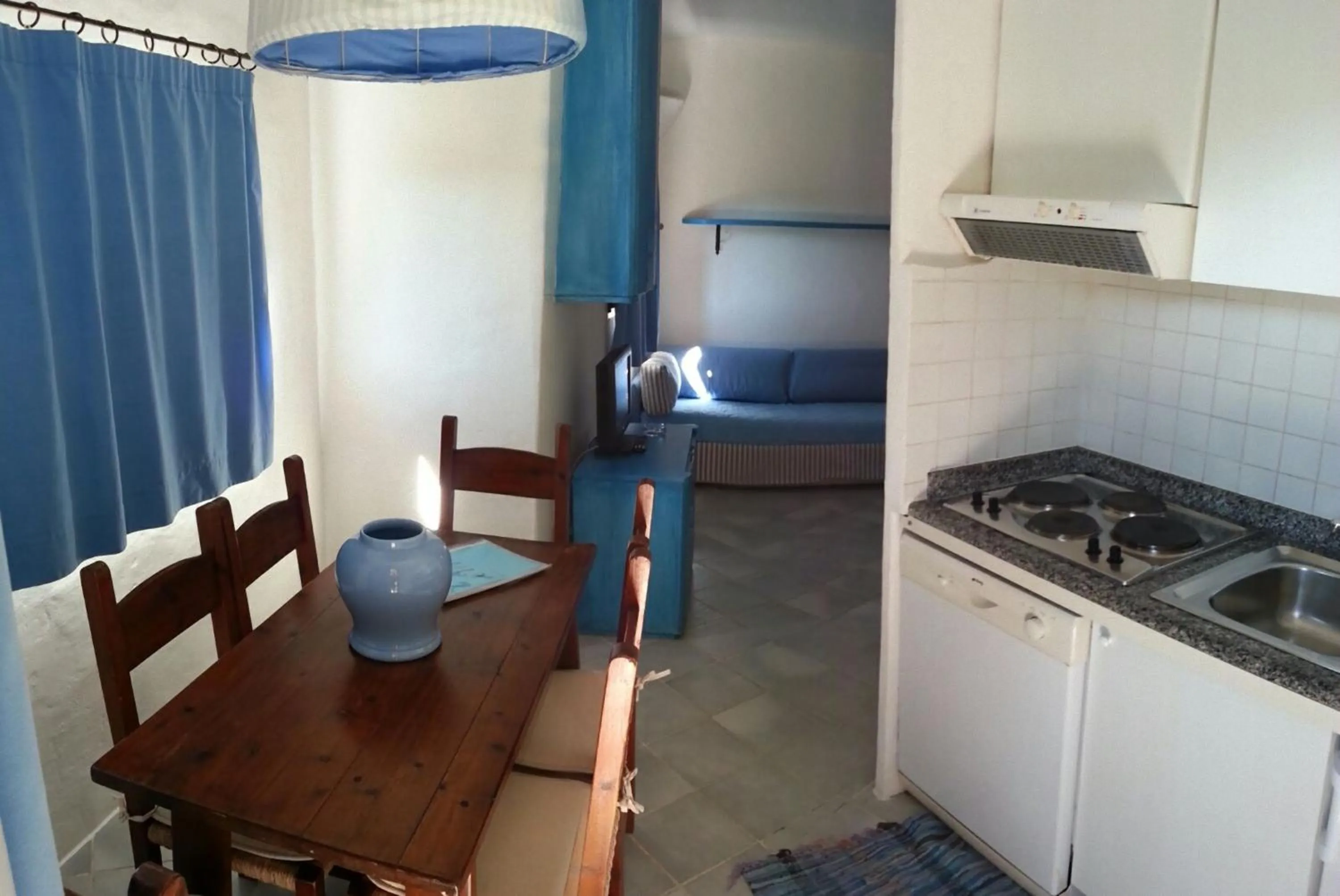 Kitchen or kitchenette in Residence I Cormorani Bis