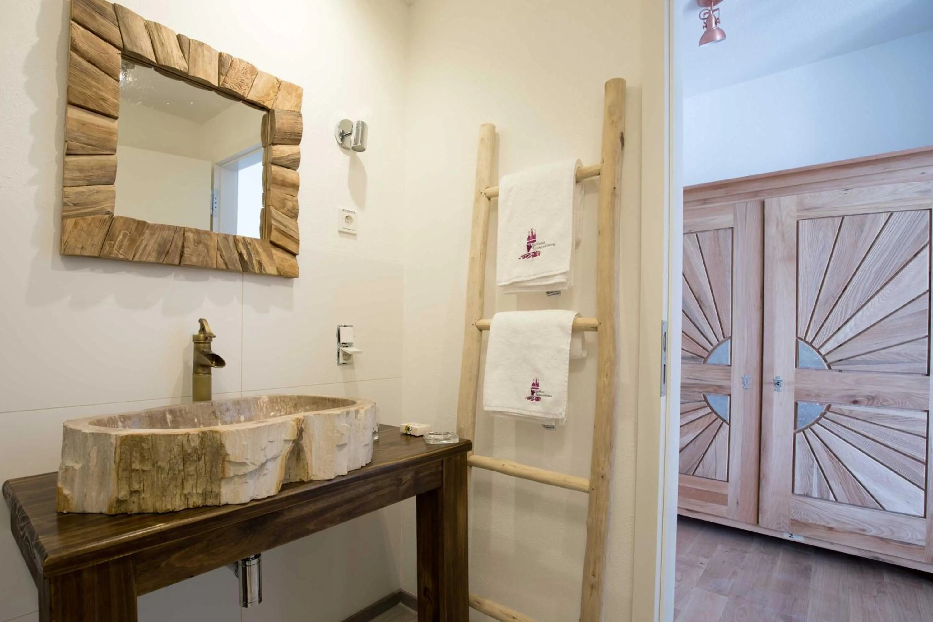 Double Room - single occupancy in Schloss Spangenberg