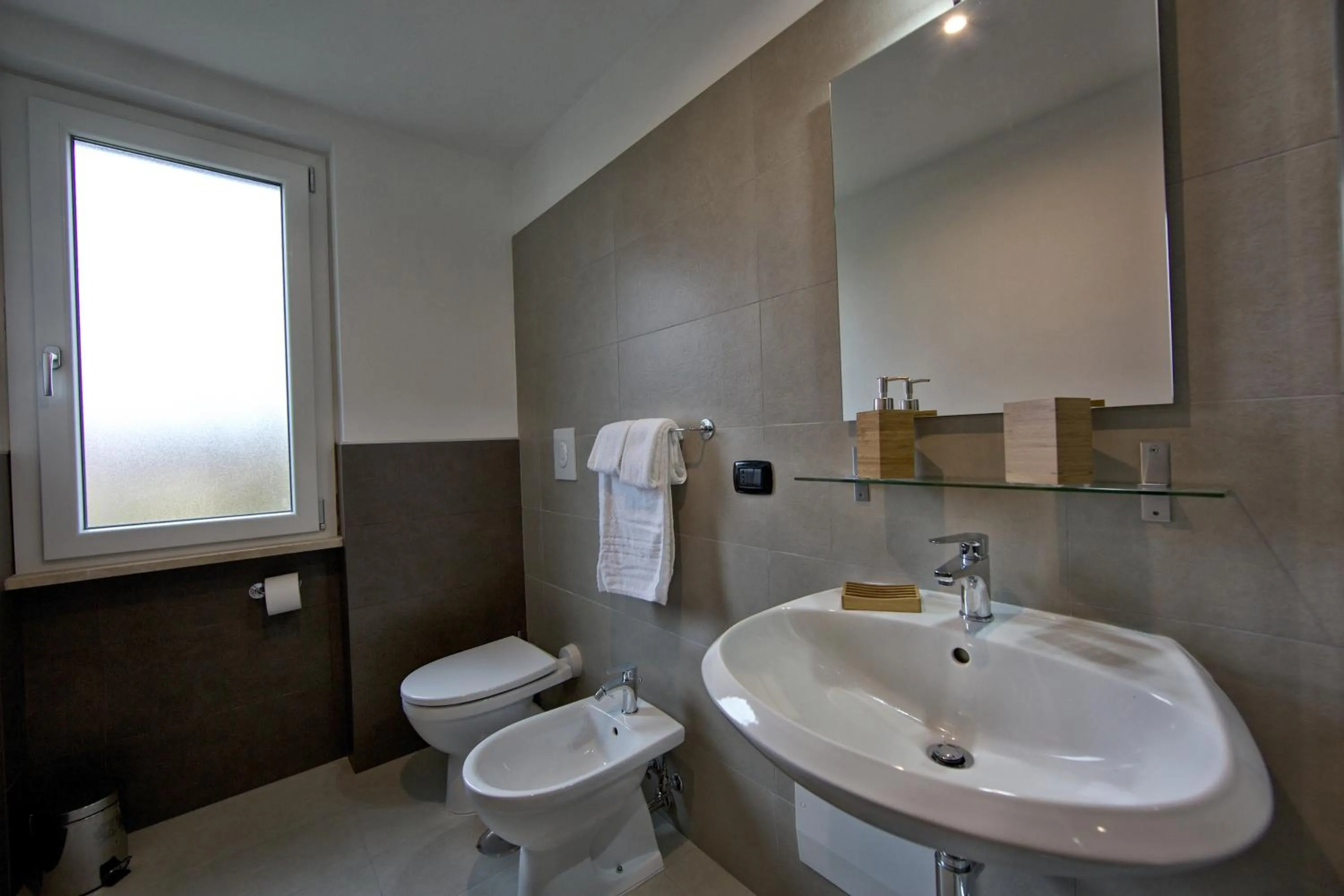 Bathroom in lepini suites affittacamere