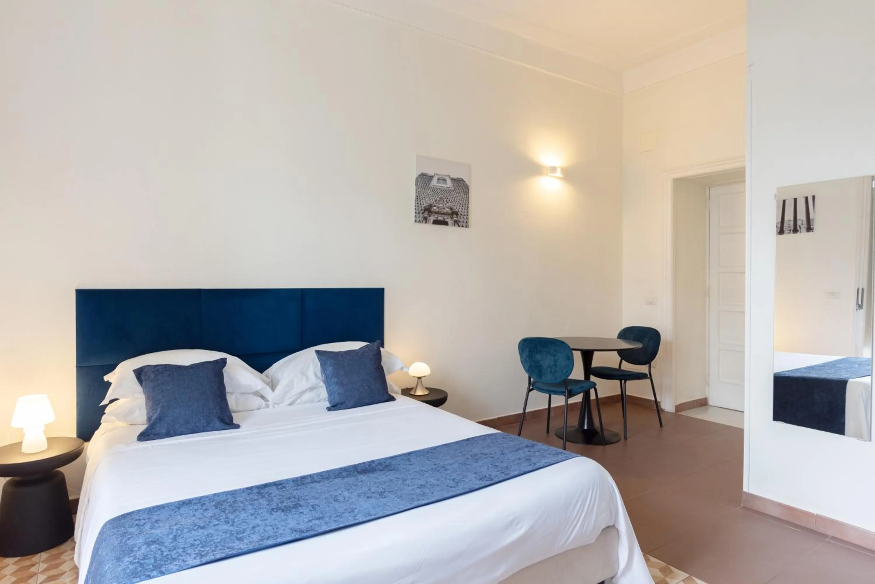 Photo of the whole room, Bed in Una Notte al Museo