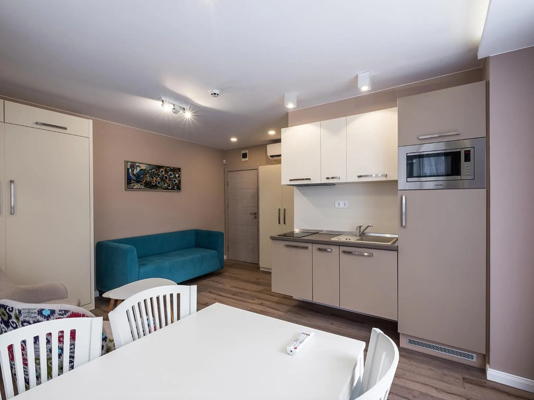 Caro Apartments & Rooms