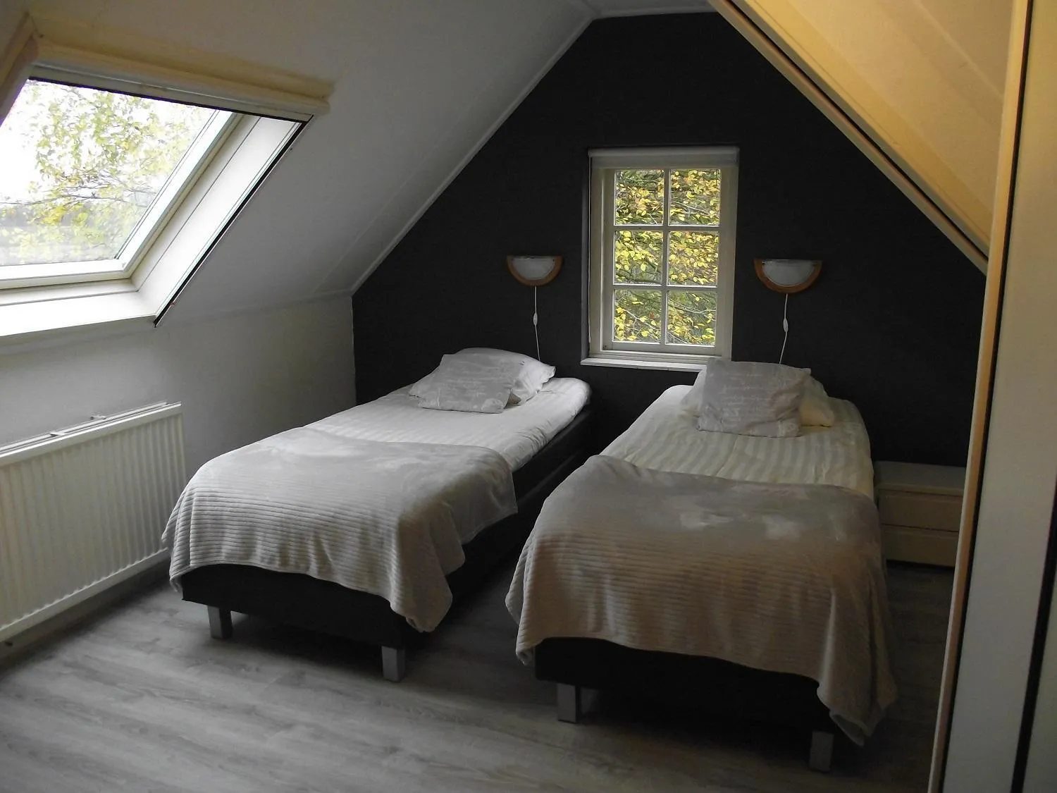 Bed in B&B Landgoed Sonneborghe