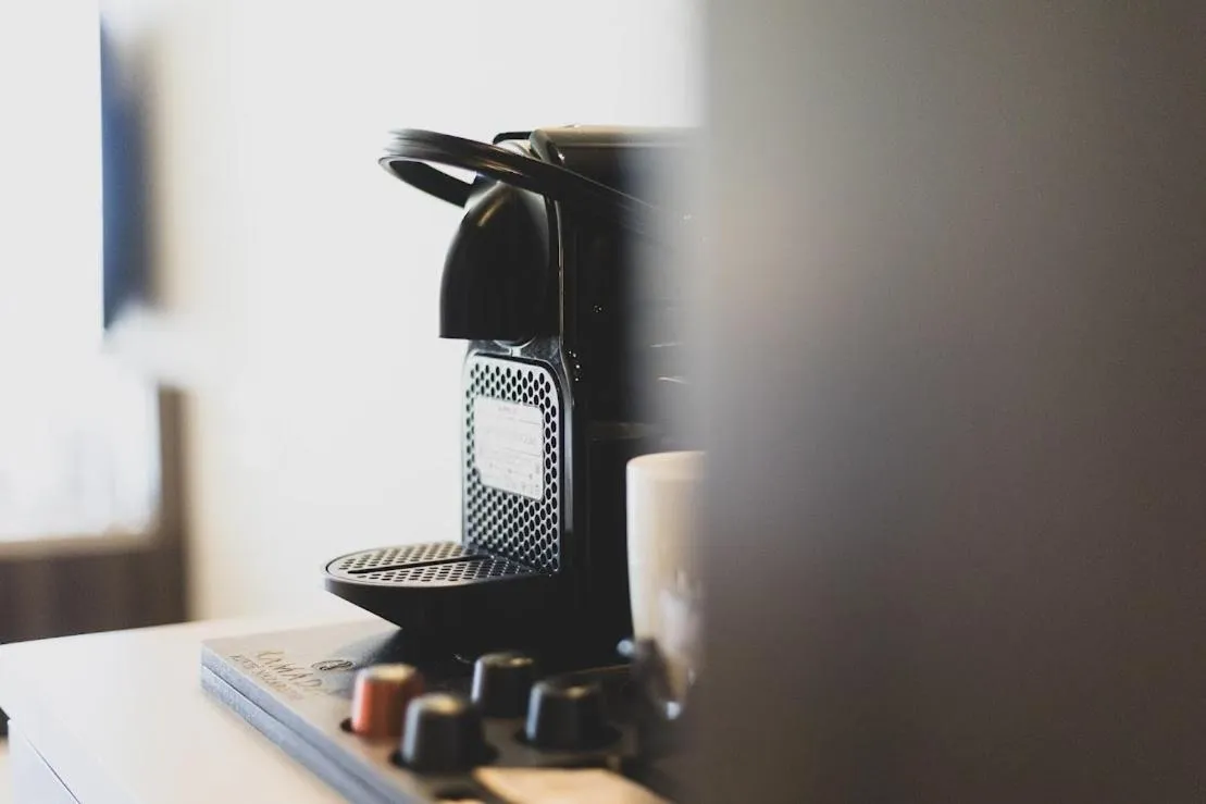 Coffee/tea facilities in Ramada Olivie Nazareth