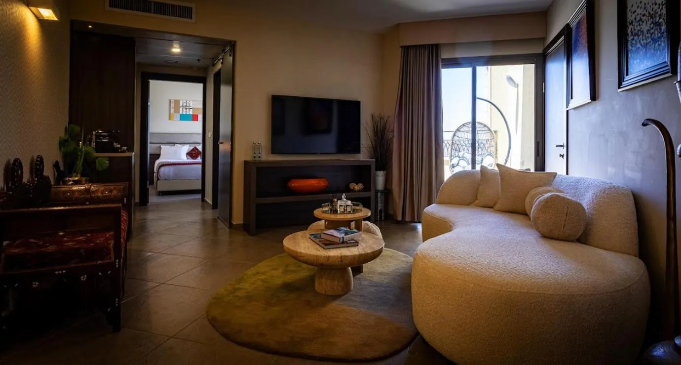 TV and multimedia in Ramada Olivie Nazareth