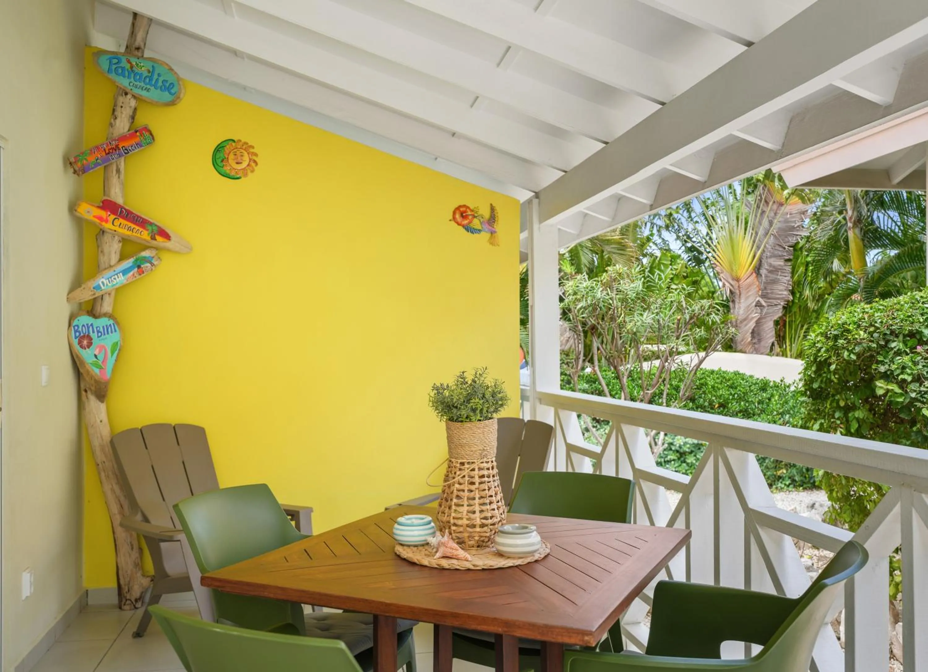 Blue Marlin Apartments, nabij Mambo Beach