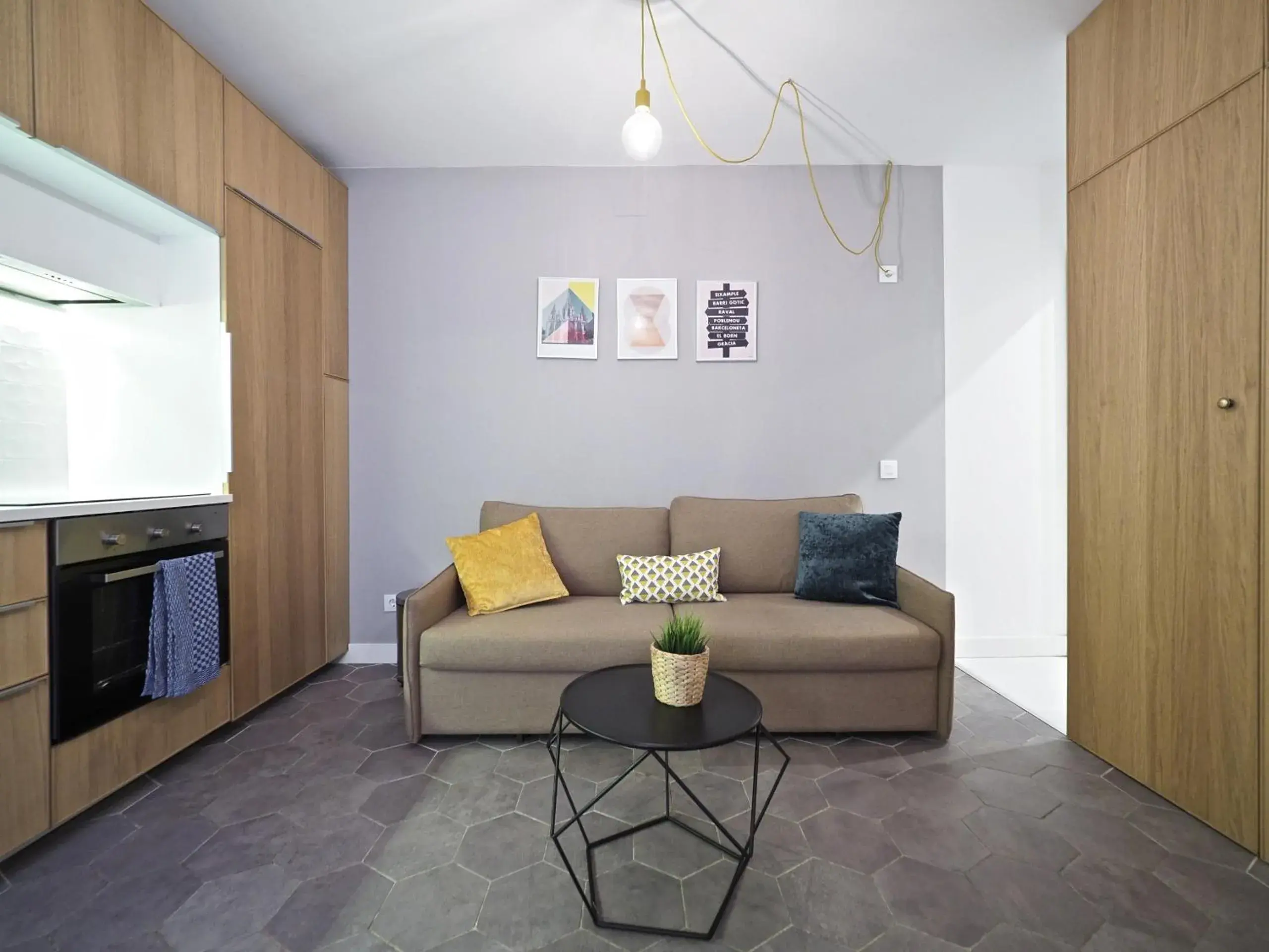 Torrassa Cozy Apartment by Olala Homes Torrassa Cozy Apartment by Olala Homes
