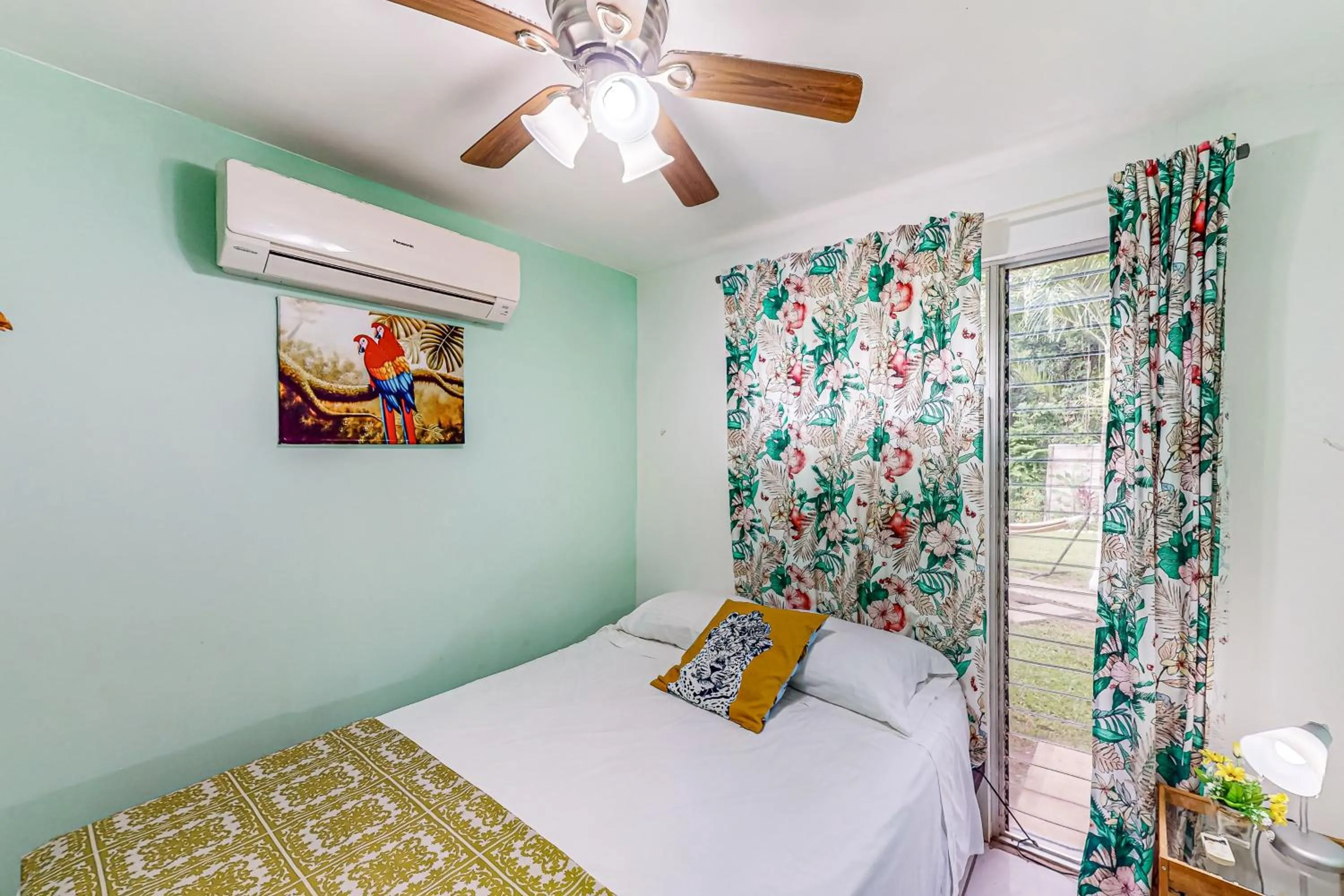 Bed in Nueva Villa Paraíso Four Villas