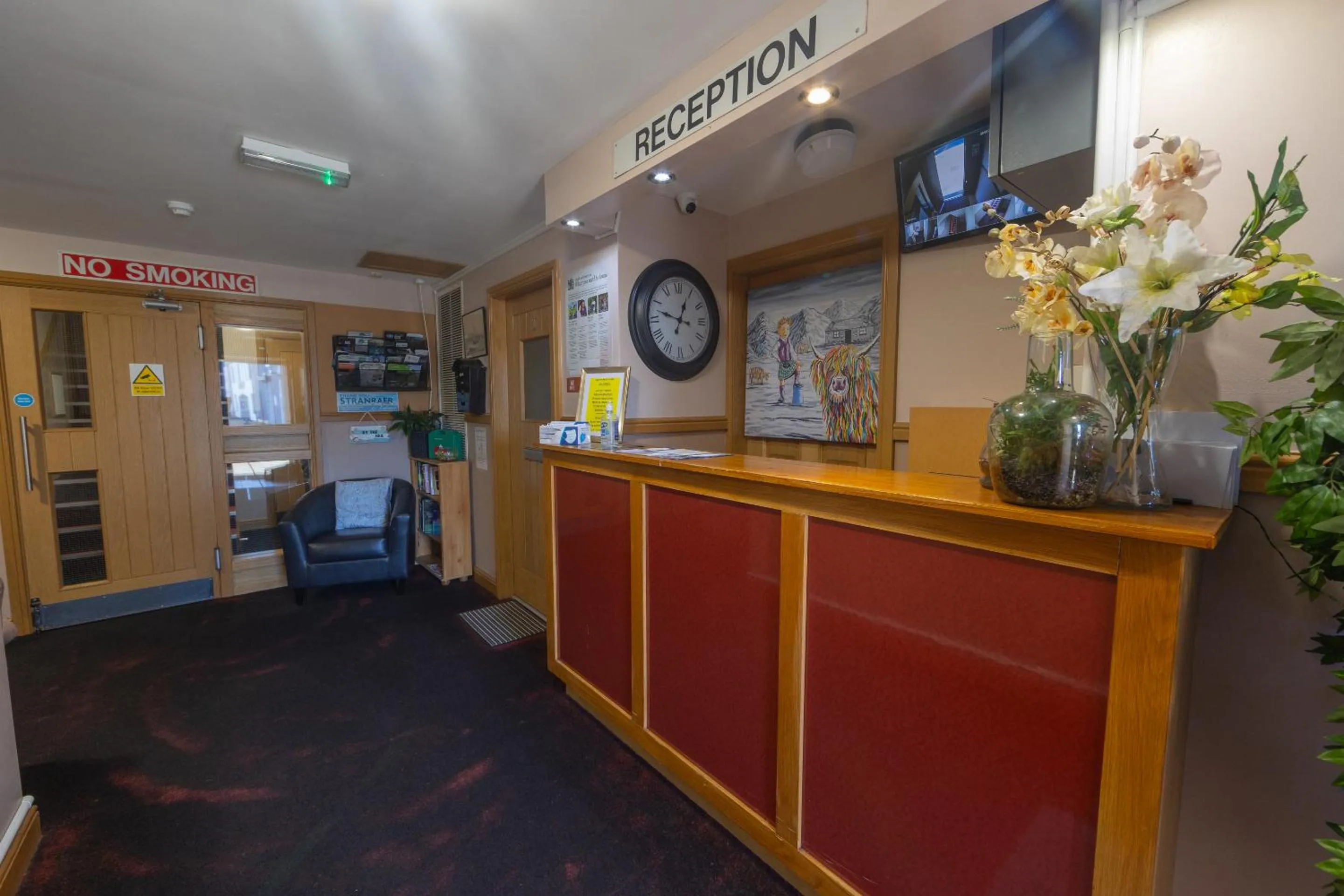 Lobby or reception in Quay Head View Aparthotel