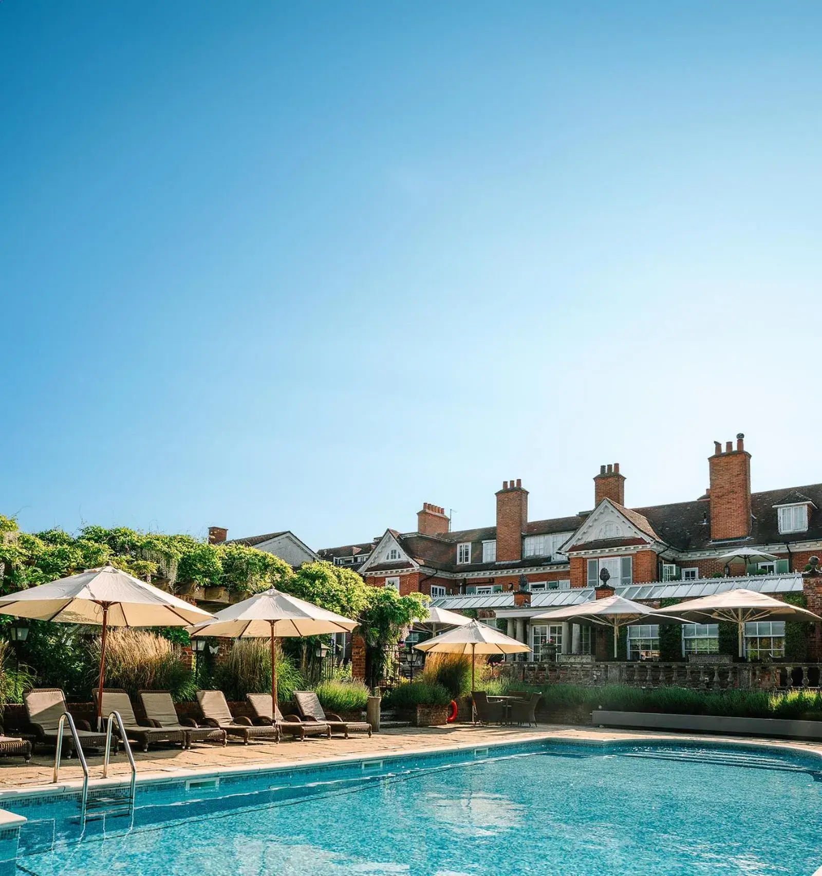 Swimming pool in Chewton Glen Hotel Swimming pool in Chewton Glen Hotel