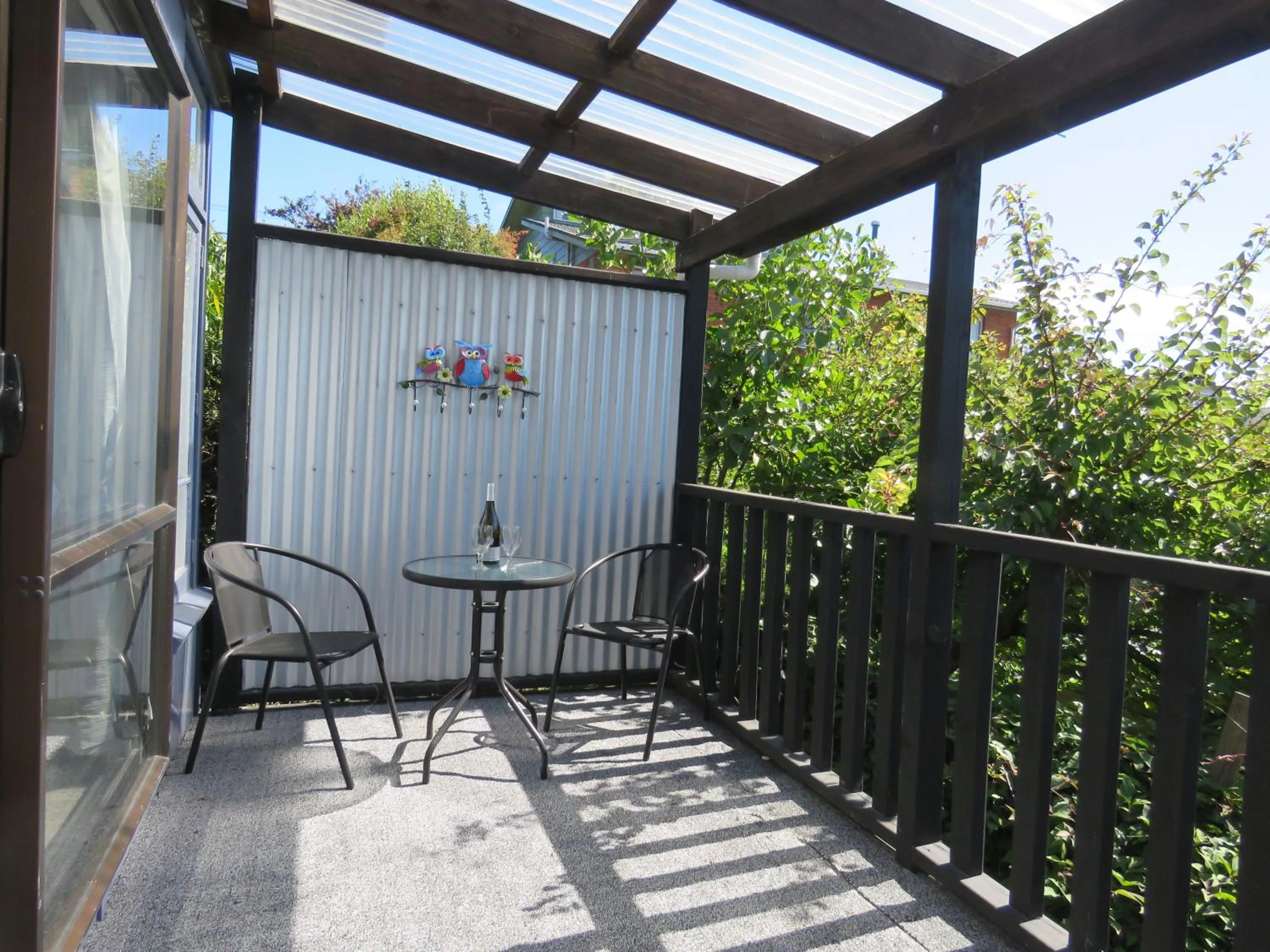 Patio in Oamaru Harbour Nest