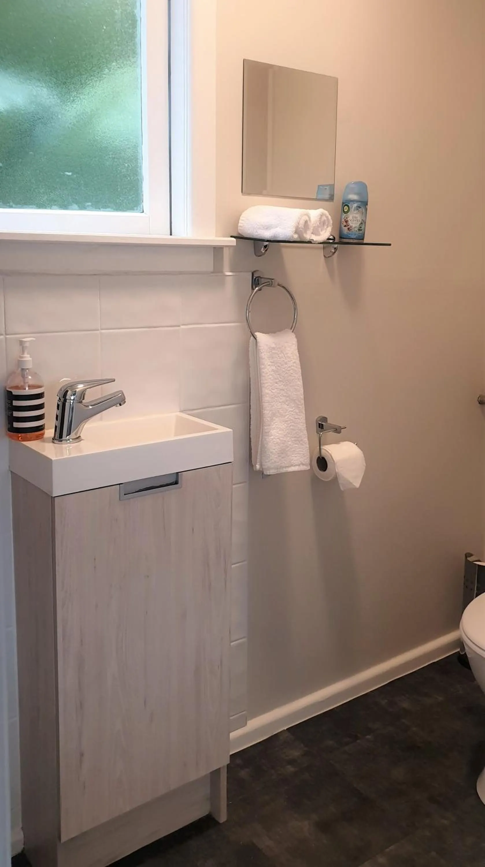 Bathroom in Oamaru Harbour Nest