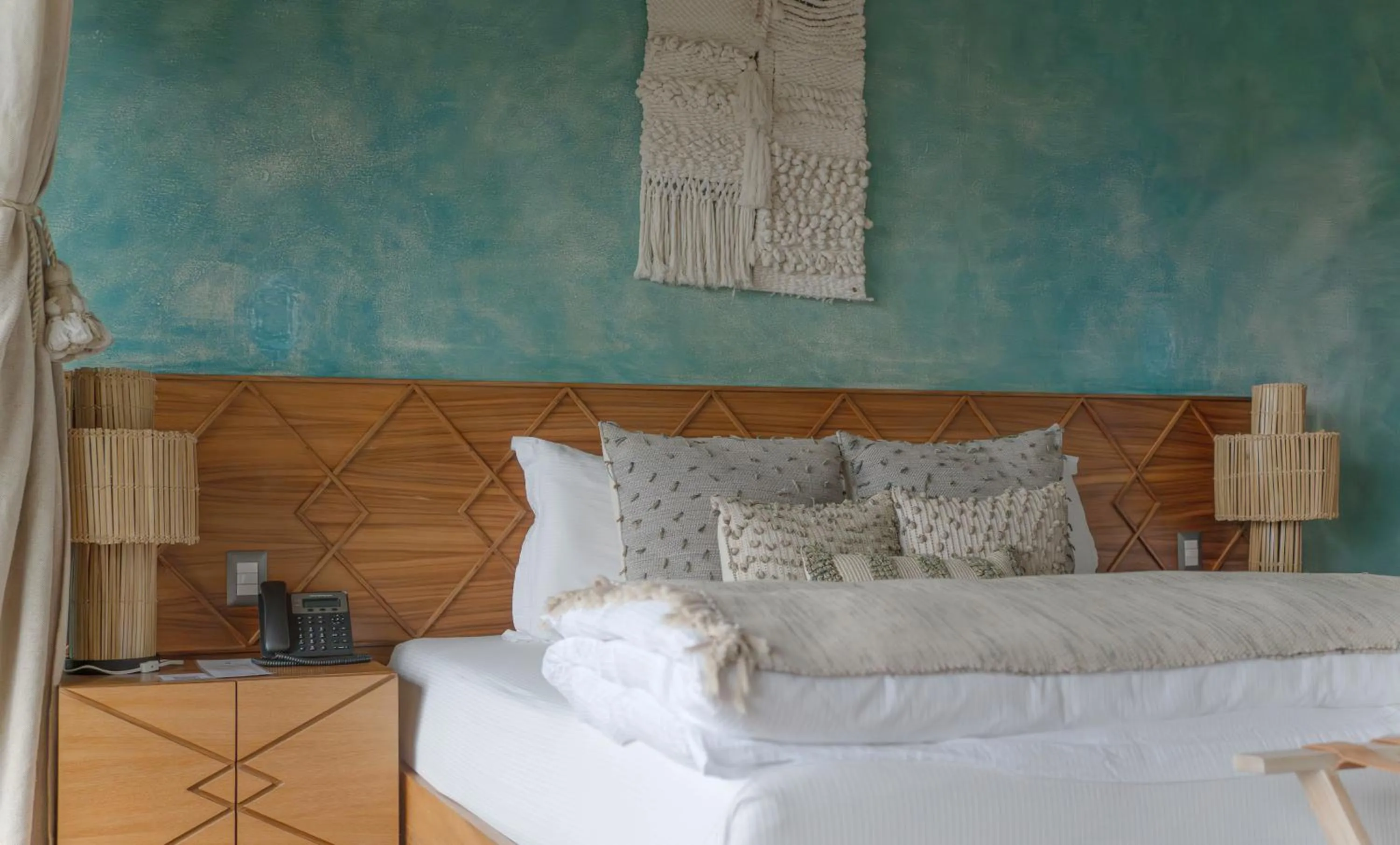 Photo of the whole room, Bed in Hotel Casa Palopo