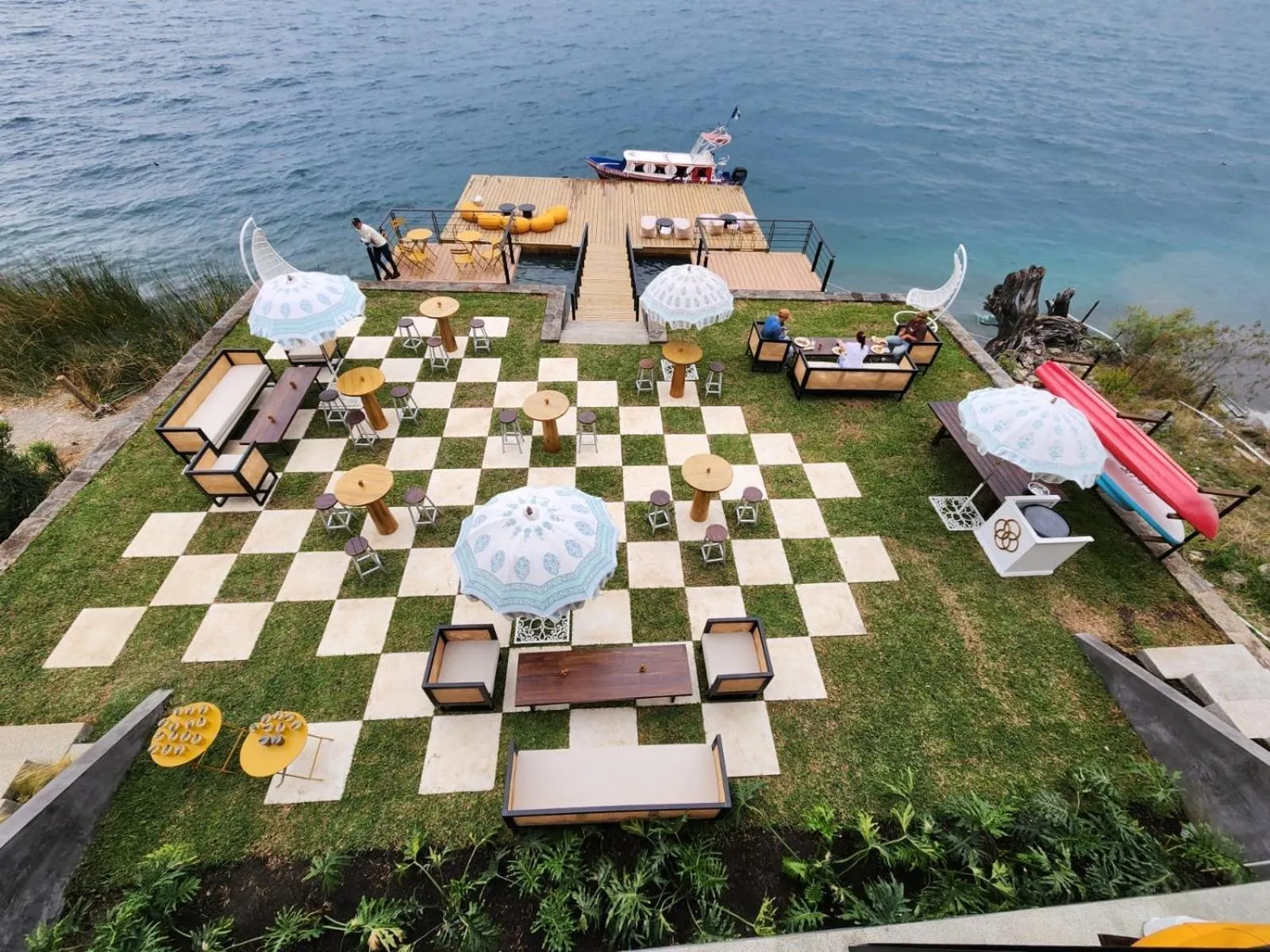 Restaurant/places to eat in Hotel Casa Palopo