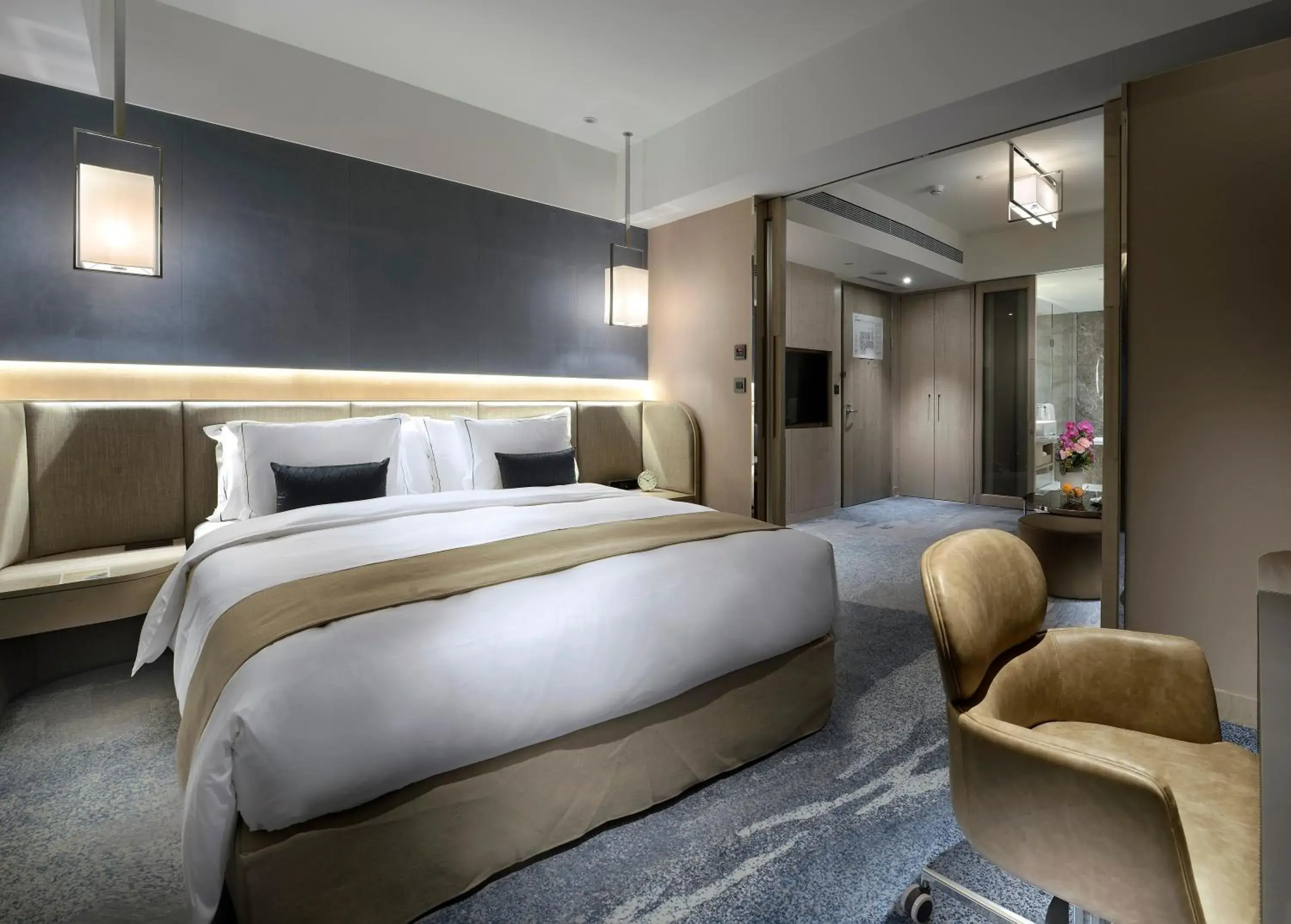 Bedroom, Bed in Caesar Park Hotel Banqiao Bedroom, Bed in Caesar Park Hotel Banqiao