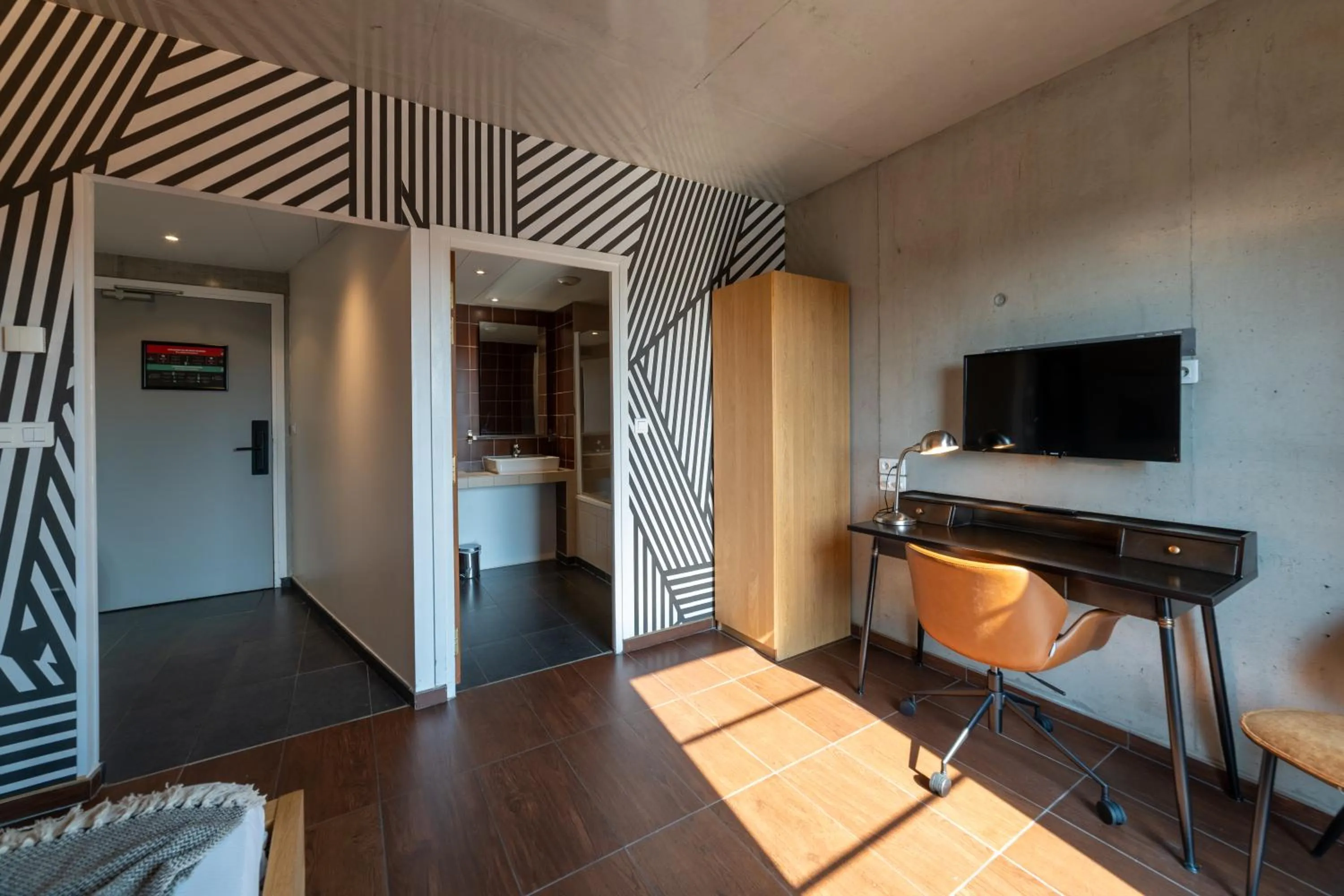 TV and multimedia in Cowool Lille Villeneuve D'Ascq - Ex Olivarius