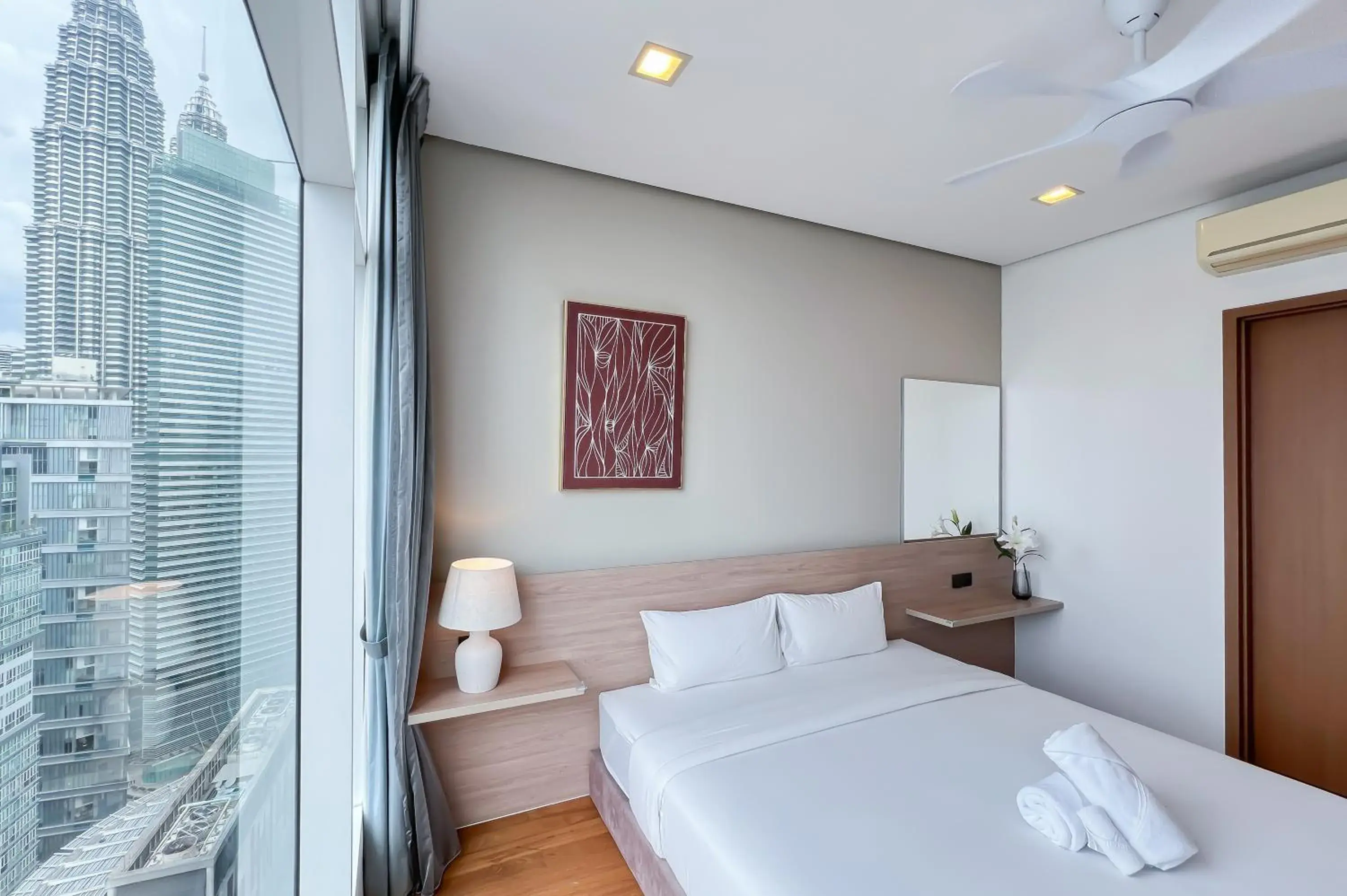 Bedroom, Bed in Soho Suites KLCC by Leala Bedroom, Bed in Soho Suites KLCC by Leala