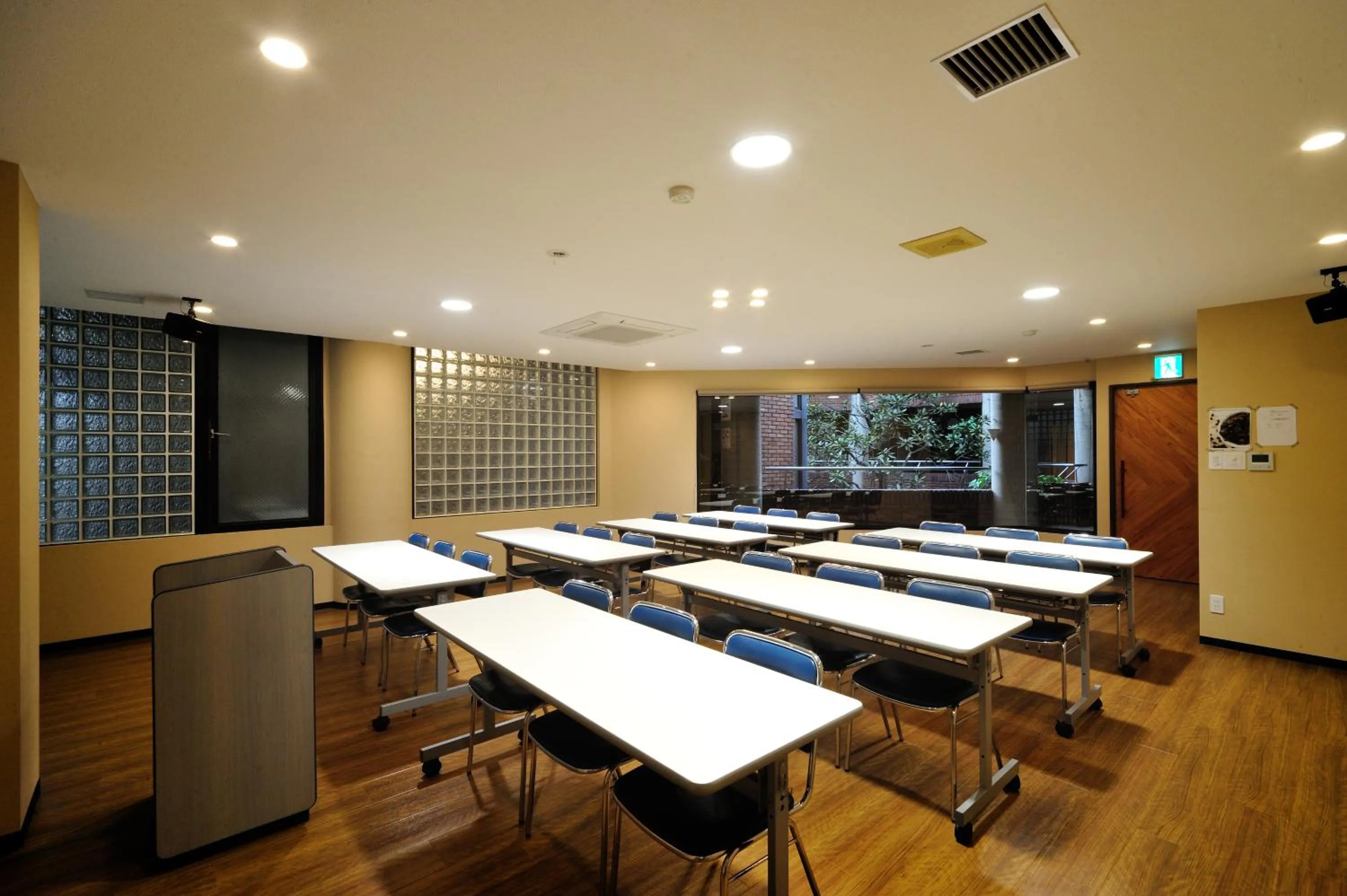 Meeting/conference room in Fukuyama Plaza Hotel