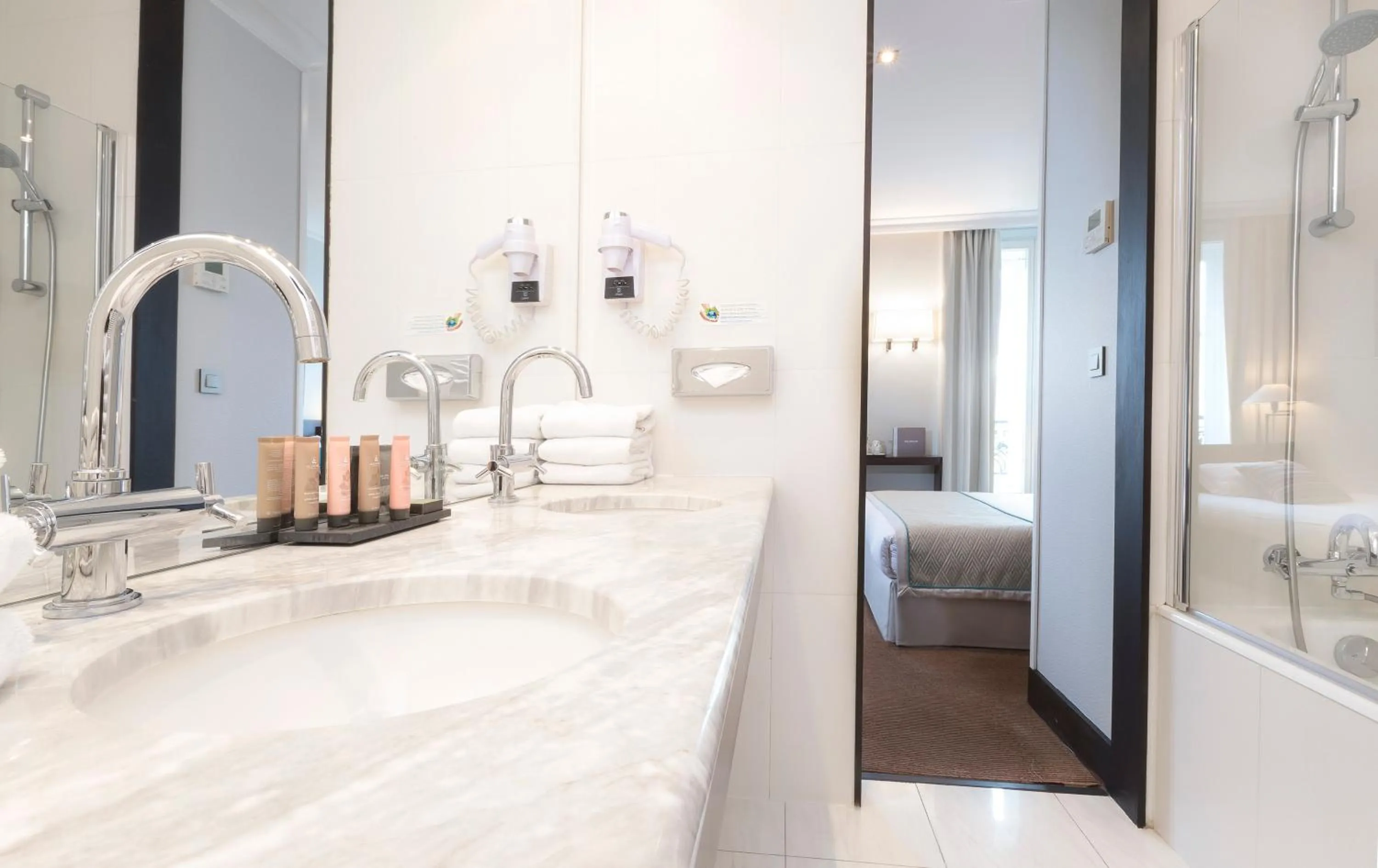 Bathroom in Montfleuri