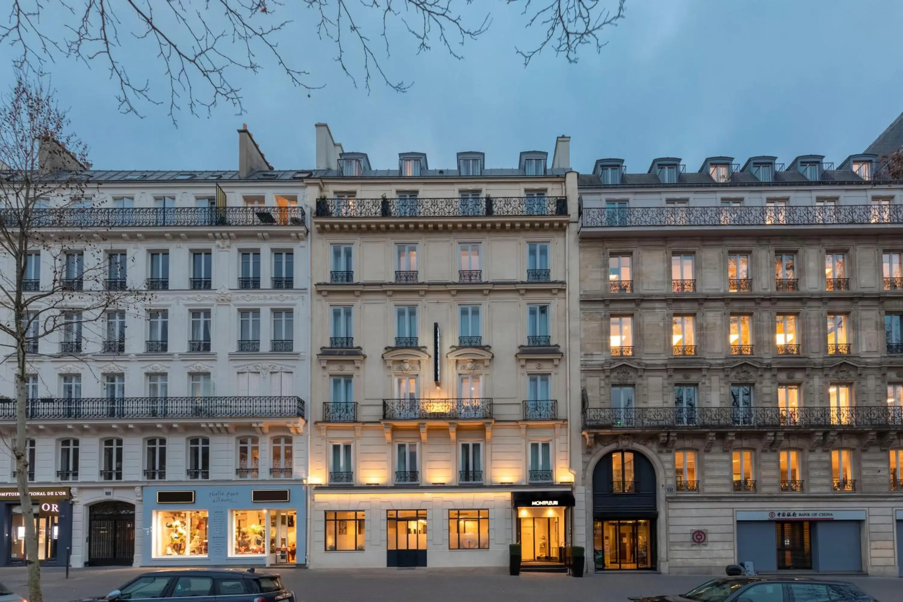 Property building in Montfleuri Property building in Montfleuri